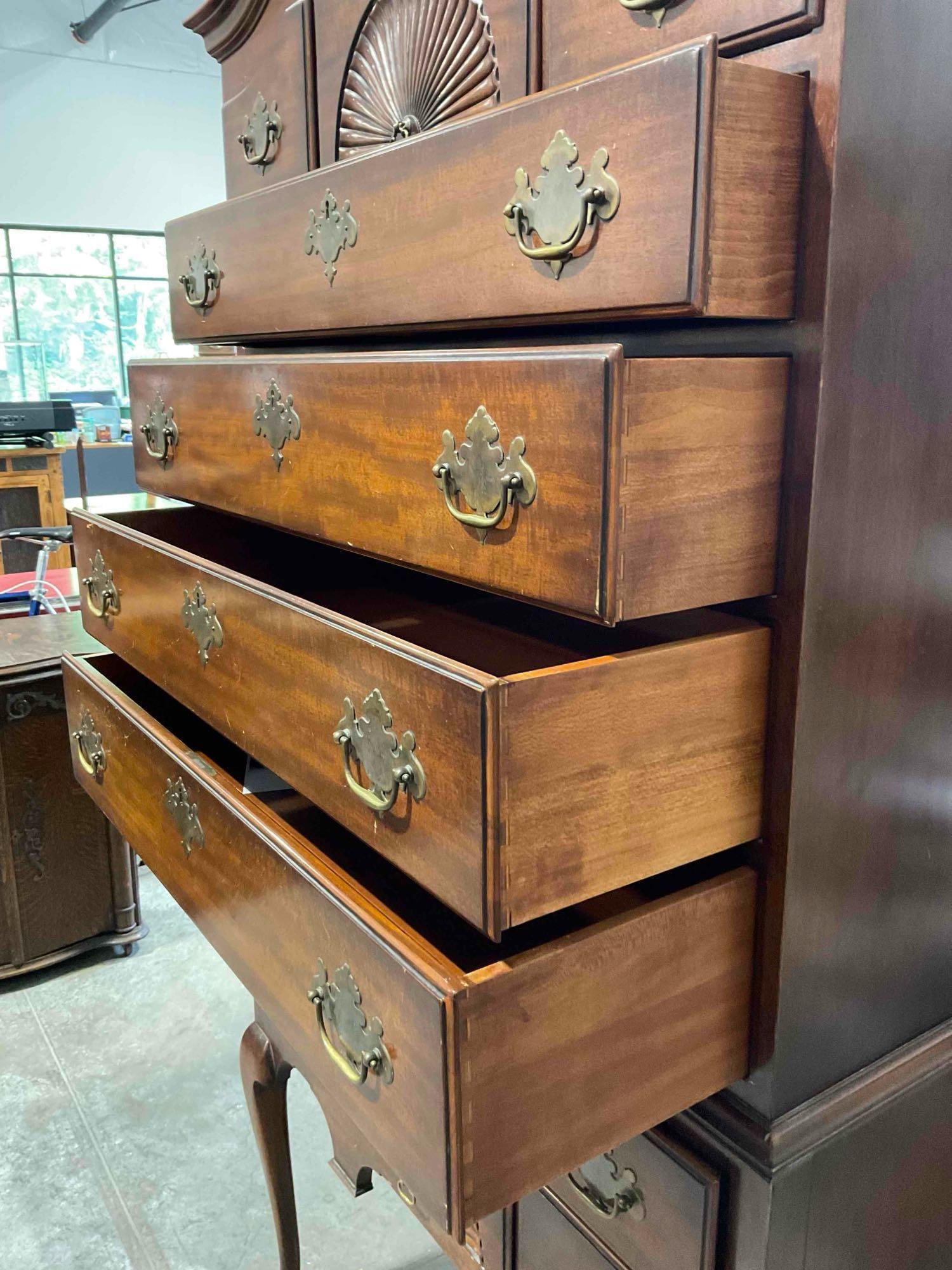 Vintage Kindel Queen Anne Style Mahogany Highboy Dresser w/ 11 Dovetailed Drawers. - 8