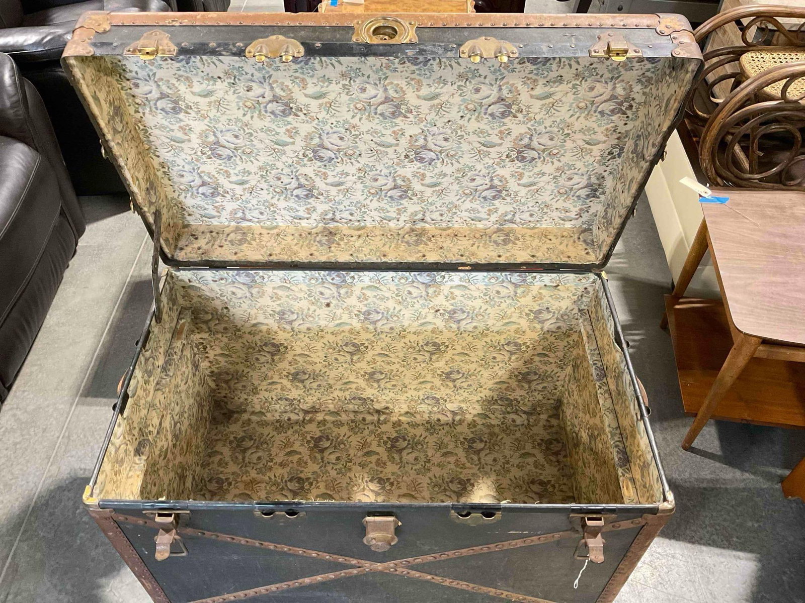 Antique City Trunk Store Black Steamer Trunk w/ Internal Dividers & Naval History. - 8