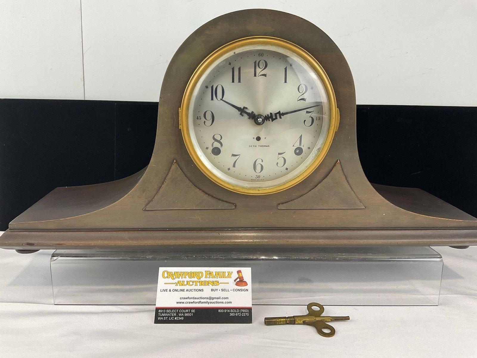 Vintage Seth Thomas Camelback Clock, Time Strike, w/Key, 11h x 21w x 7d inches: Appears to be in good shape, some scratches on the case. The piece measures approx 11h x 21w x 7d inches. See pics. E-6610