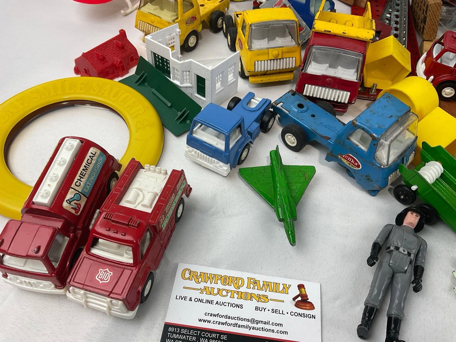 Variety of Diecast Cars, Marx, Tonka & other vintage toys, Erector, Lincoln Logs & more - 2