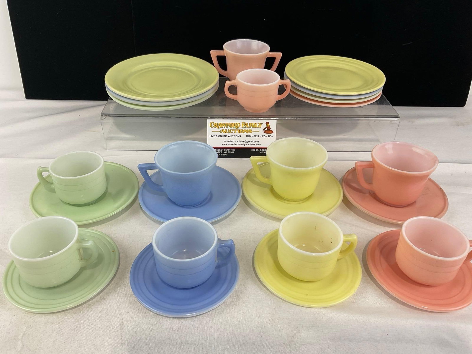 Vintage Multicolor Tinted Milk Glass China Set, 27 pieces, Green/Blue/Yellow/Pink (1 of 7)