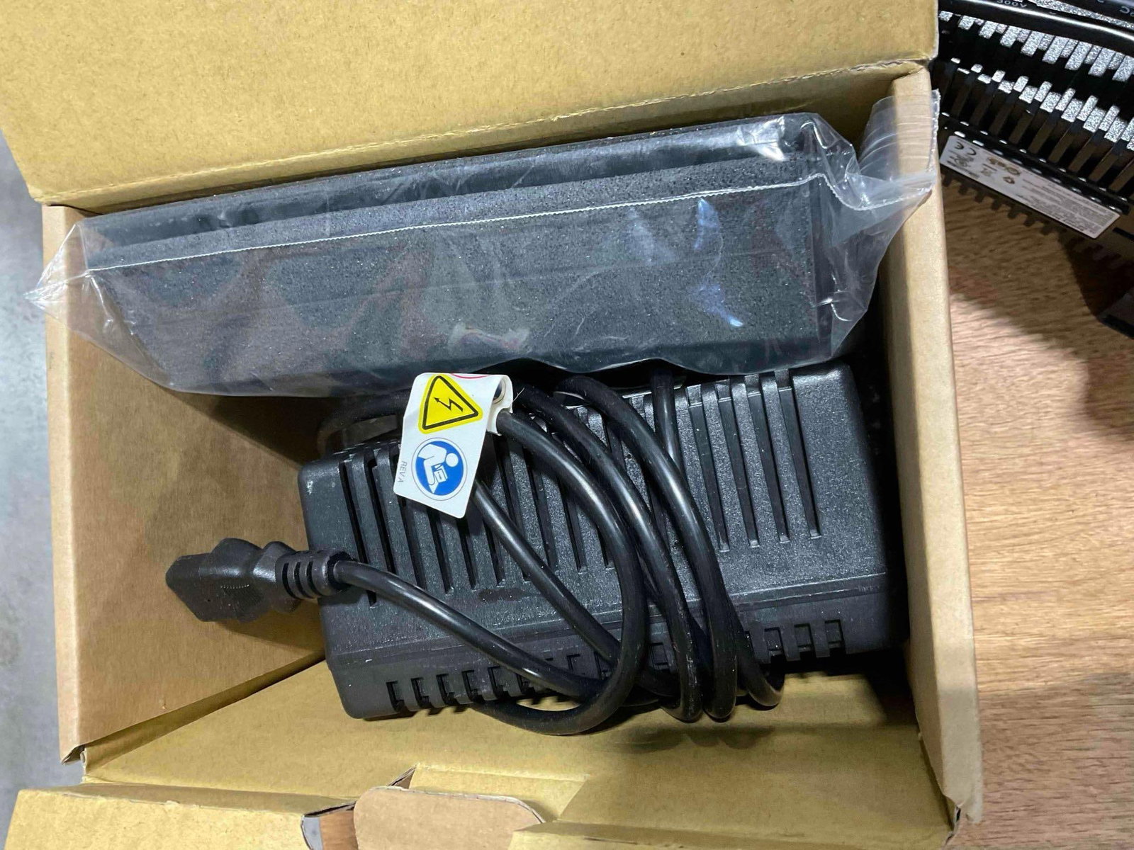 Sunrise Medical Quickie Q710 Power Wheelchair w/ Battery Charger & Maximizer. Tested, Works. - 6