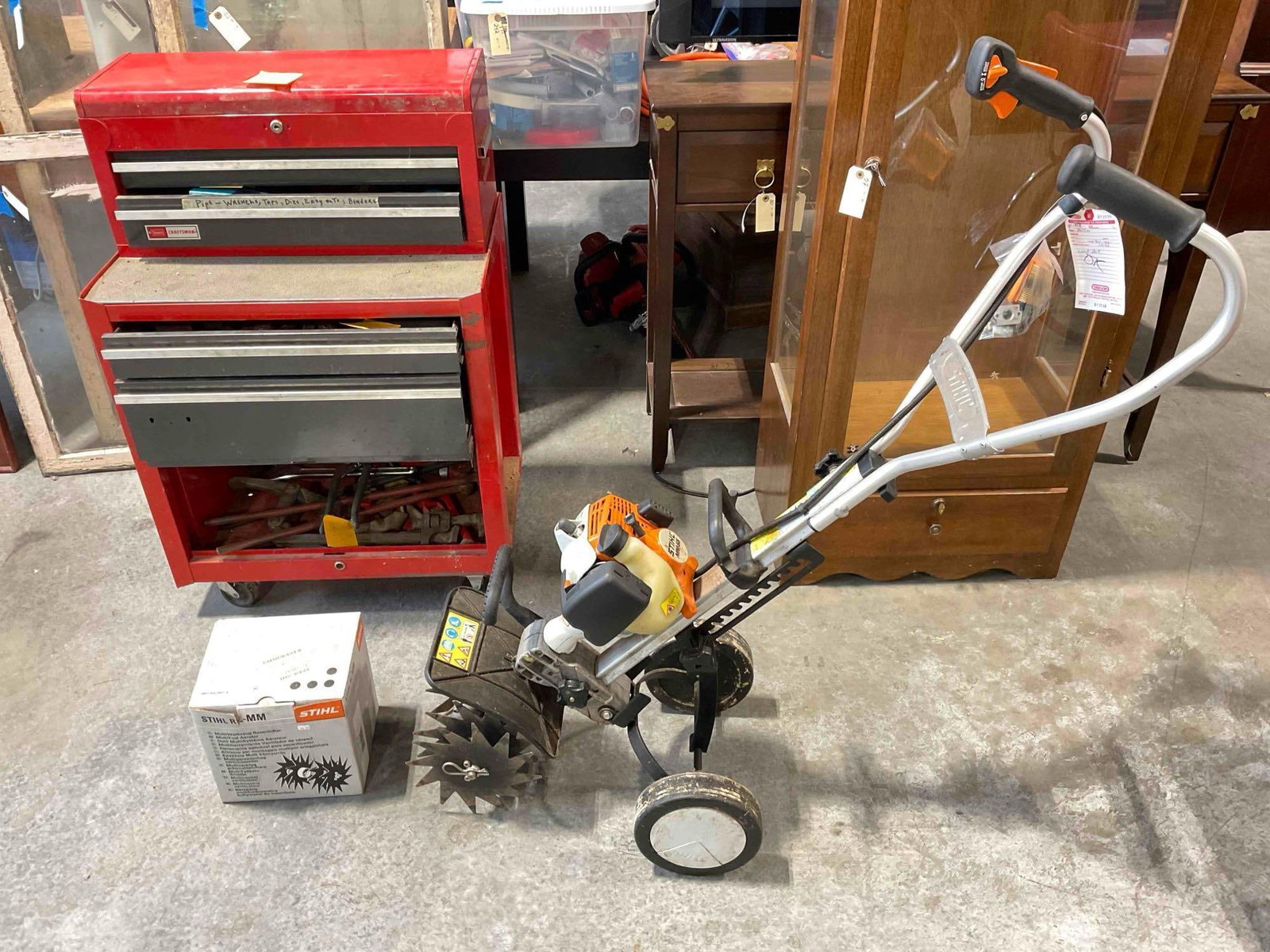 STIHL Yard Boss Multi-Tool Cultivator MM55 w/ Additional Blades. Working Last Season. See pics.: STIHL Yard Boss Multi-Tool Cultivator MM55 w/ Additional Blades. Working Last Season. Has been serviced, working at Consignor's as of last season. Has wear and grime indicative of age and use, see