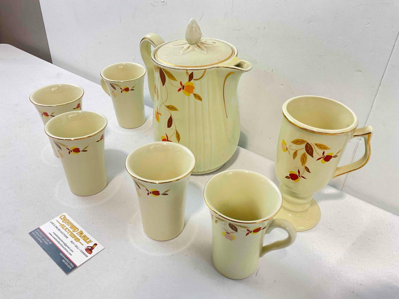 Vintage Hall China Ceramic Coffee Pot & 6 pcs Cups w/ Autumn Leaves Pattern. See pics. - 3