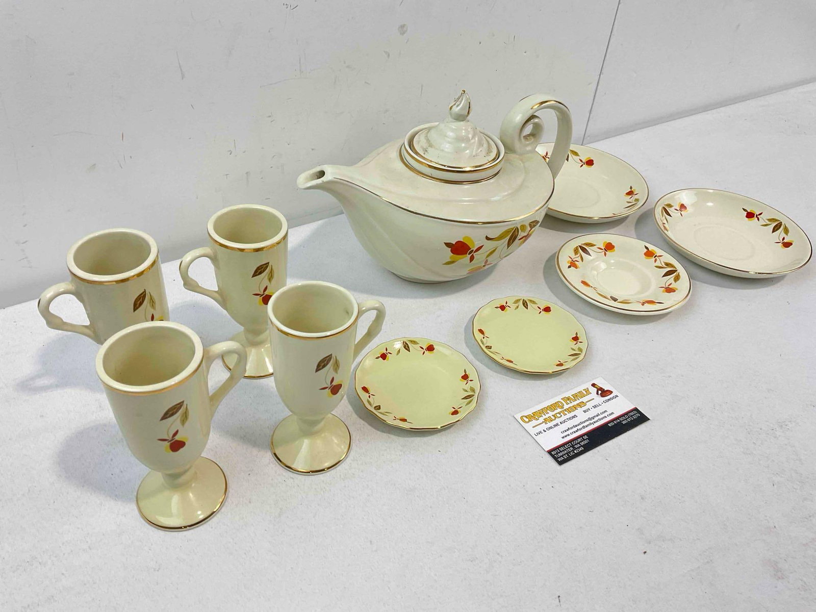 10 pcs Ceramic Assortment w/ Hall China's Autumn Leaves Pattern, incl. Cups, Saucers & More. - 2
