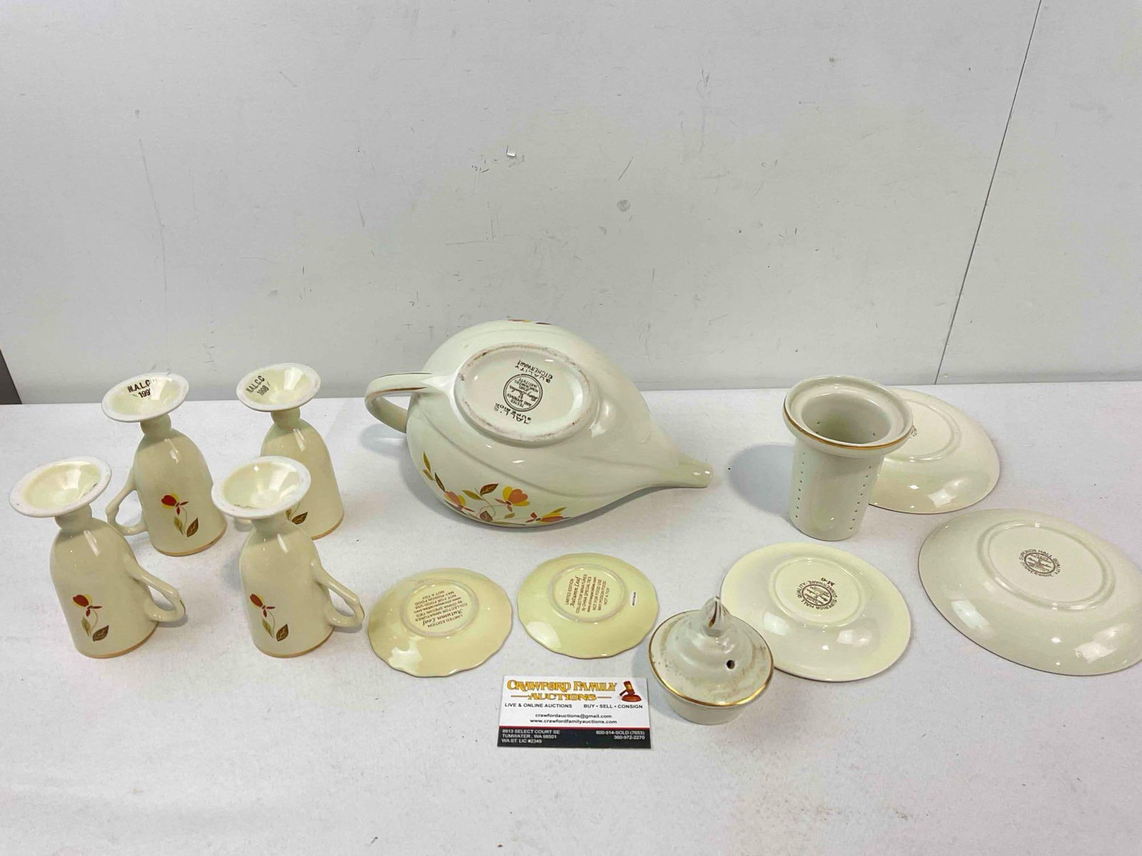 10 pcs Ceramic Assortment w/ Hall China's Autumn Leaves Pattern, incl. Cups, Saucers & More. - 6