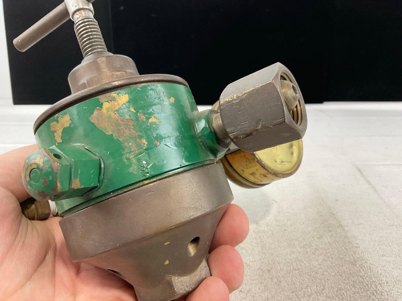 Pair of Airco Cast Brass Valves, w/Airco & US Gauges, Gas, Oxygen/Acetylene - 7