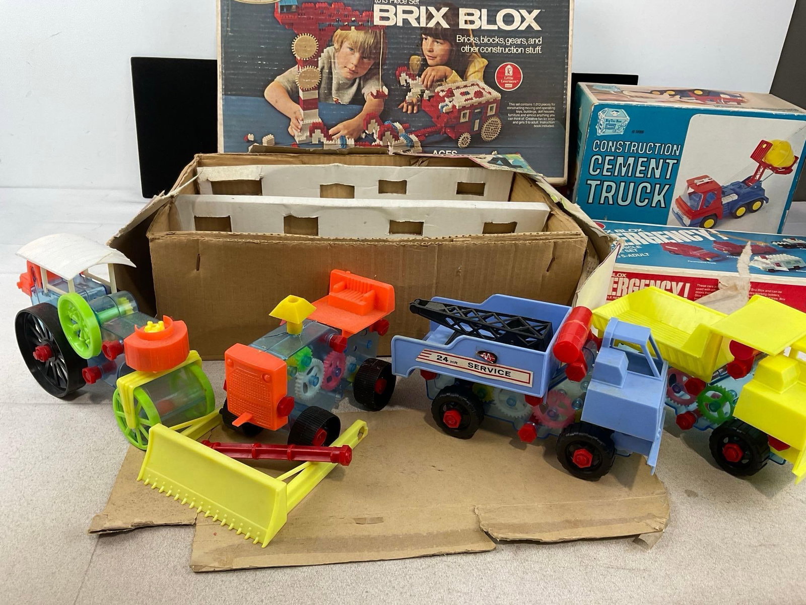 2x Sears Brix Blox Brick Sets, Construction Cement Truck, Learn While You Play Toy Truck Set - 6