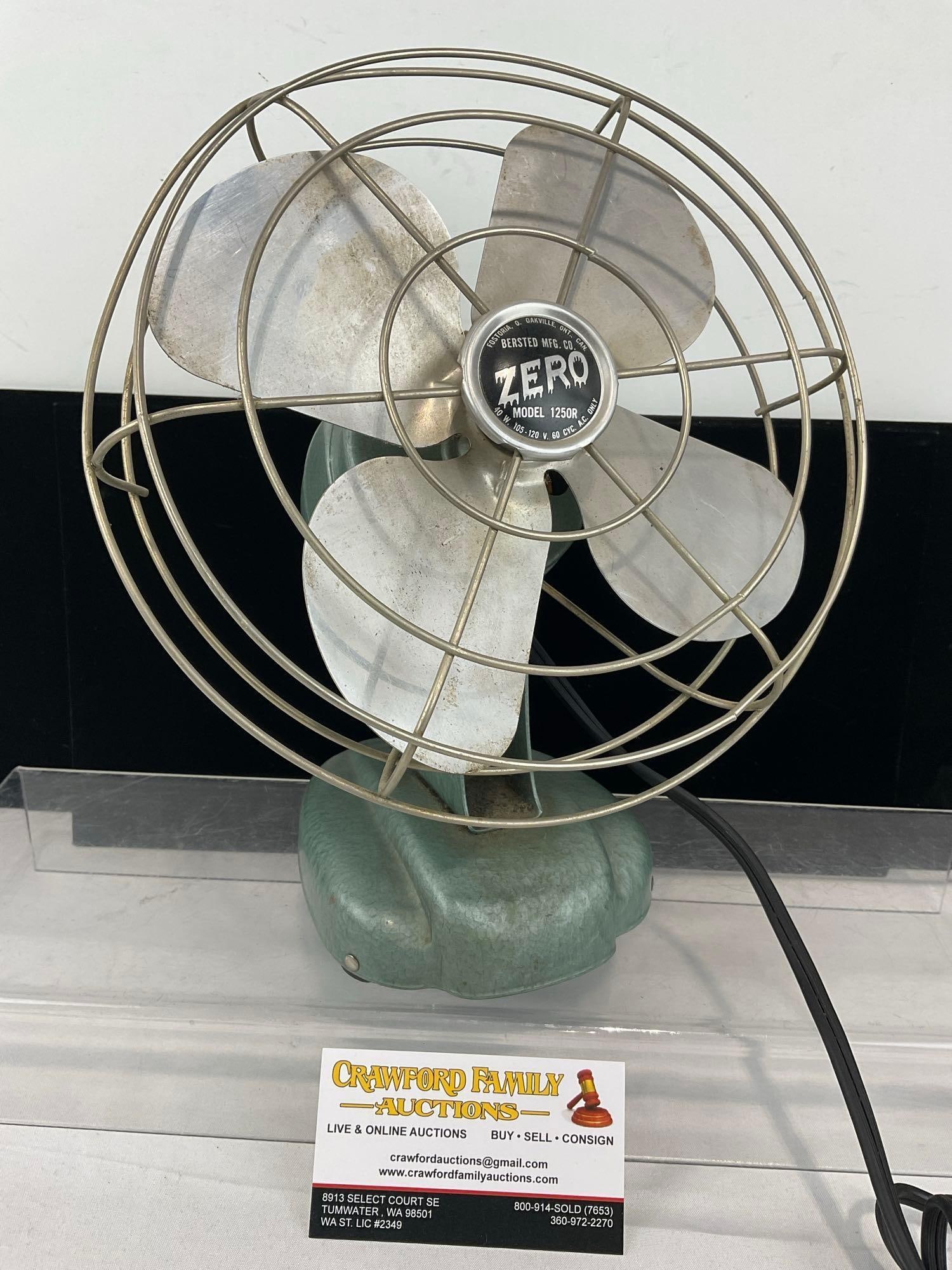 Mid Century Bersted MFG Co. Zero Model 1250R Desk Fan: See pics for condition. Measures approx 11h x 10w x 9d inches. E-6420