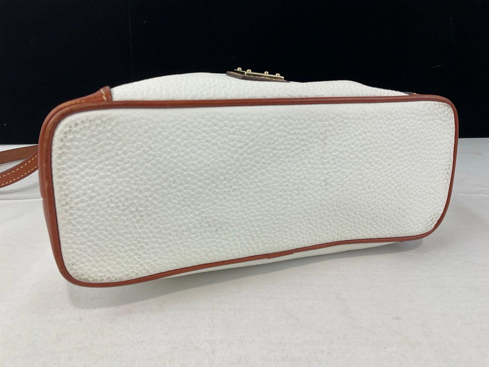 Dooney & Bourke White Pebbled Leather Crossbody Bag, w/Brown Trim, & Bright Red lining - 3