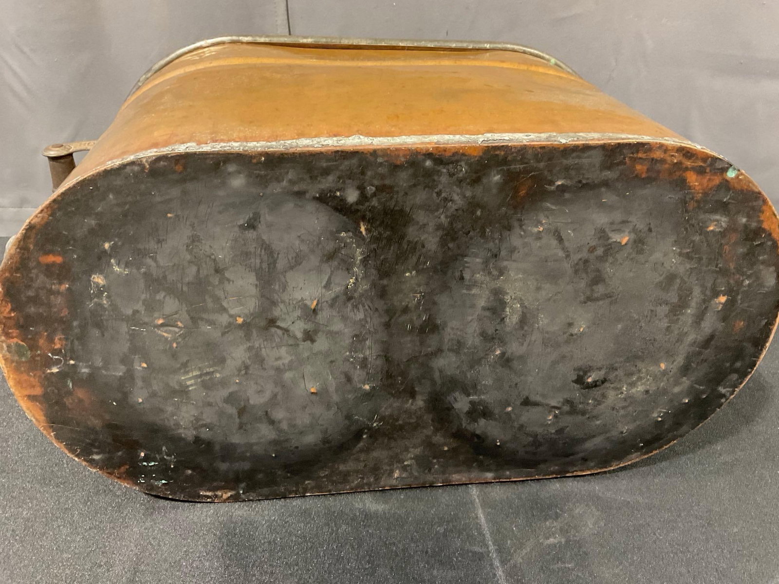 Early 20th Century Rome Copper Boiler Wash Bin, w/handles & lid, 16x26x13 inches - 7