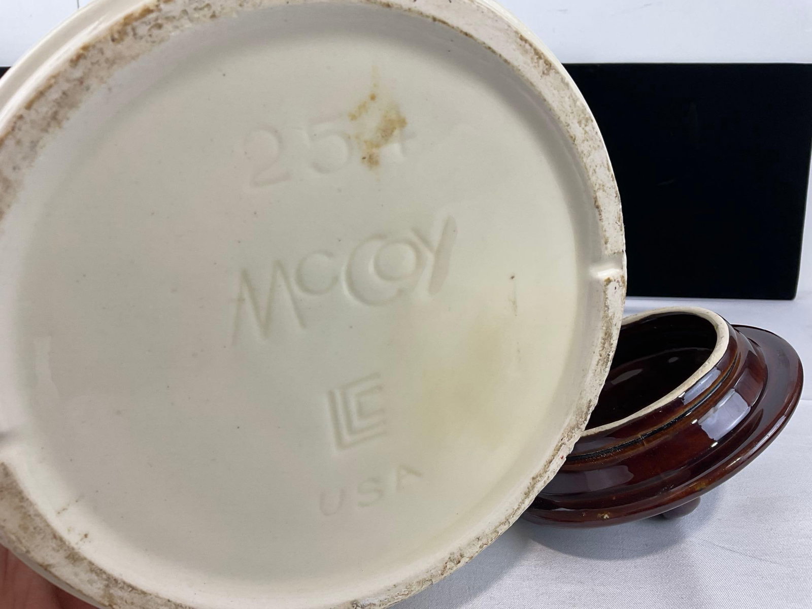 Vintage McCoy Kitchen Storage Crock w/lid, Brown & White #254, 13 inches tall - 5
