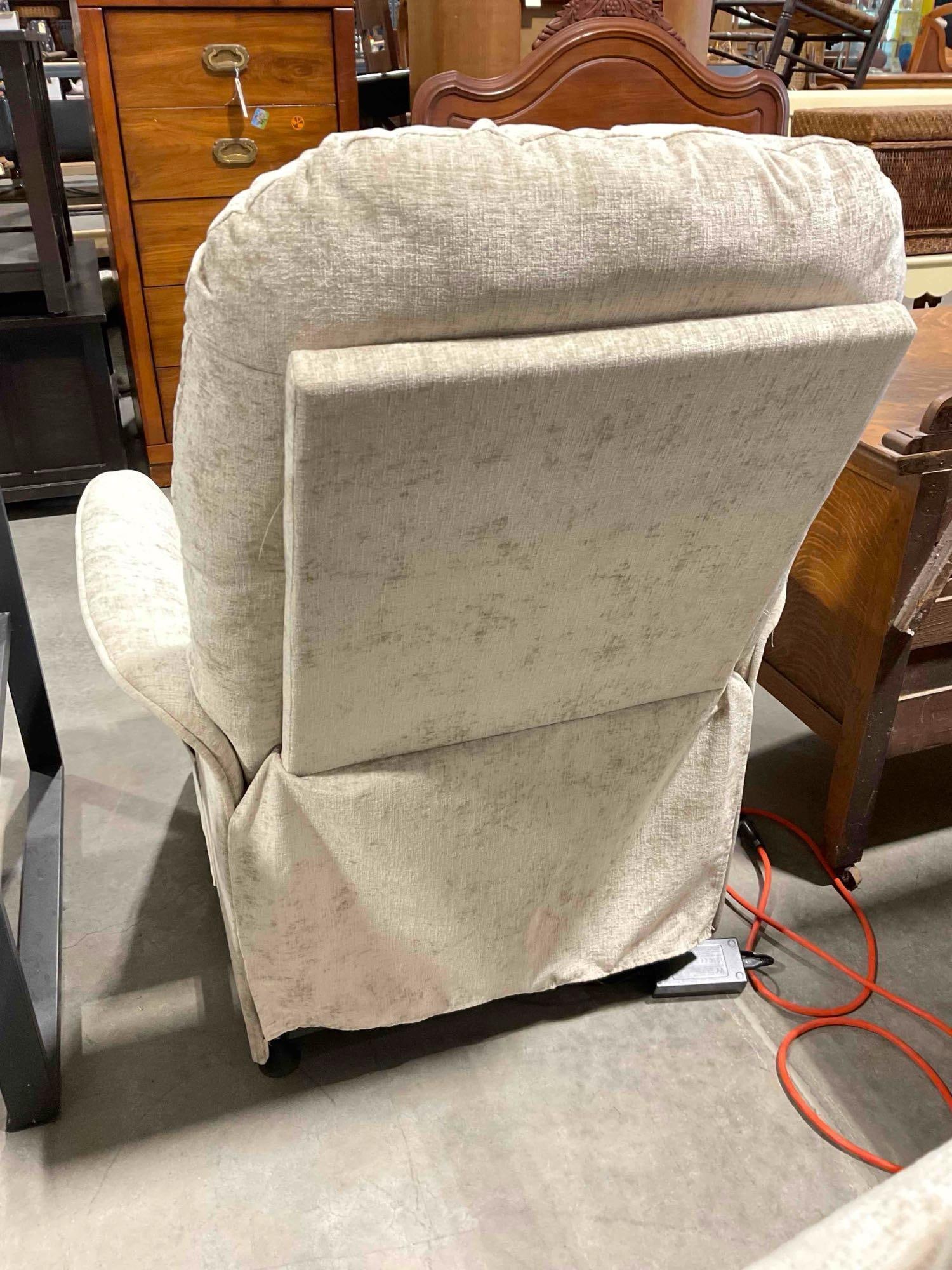 Power Recliner Chair w/ Soft Oyster Toned Upholstery. Tested, Works. See pics. - 5