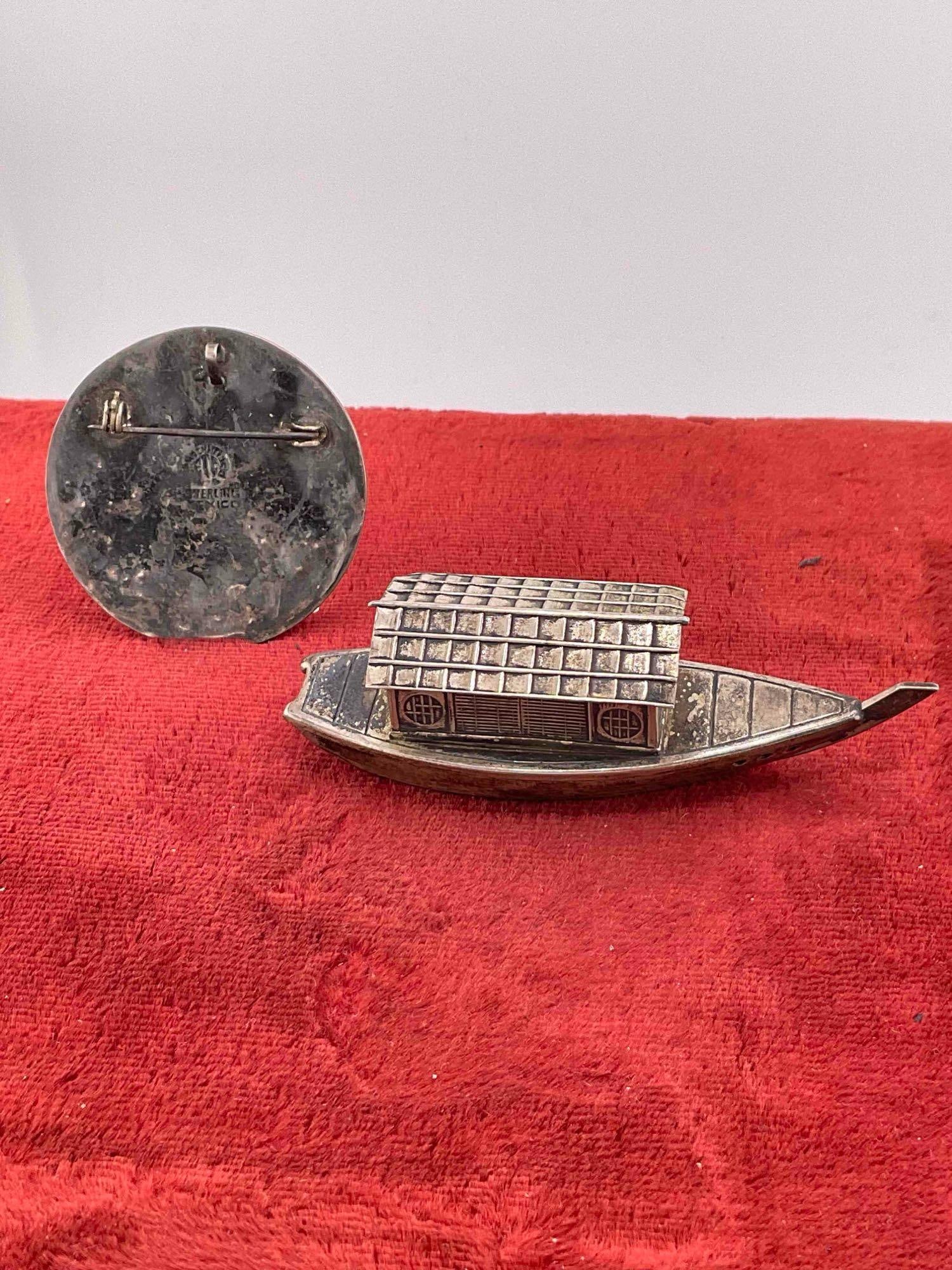 2 pcs Vintage Sterling Silver Assortment, incl. .950 Japanese Sampan Shaker & .925 Brooch. - 3