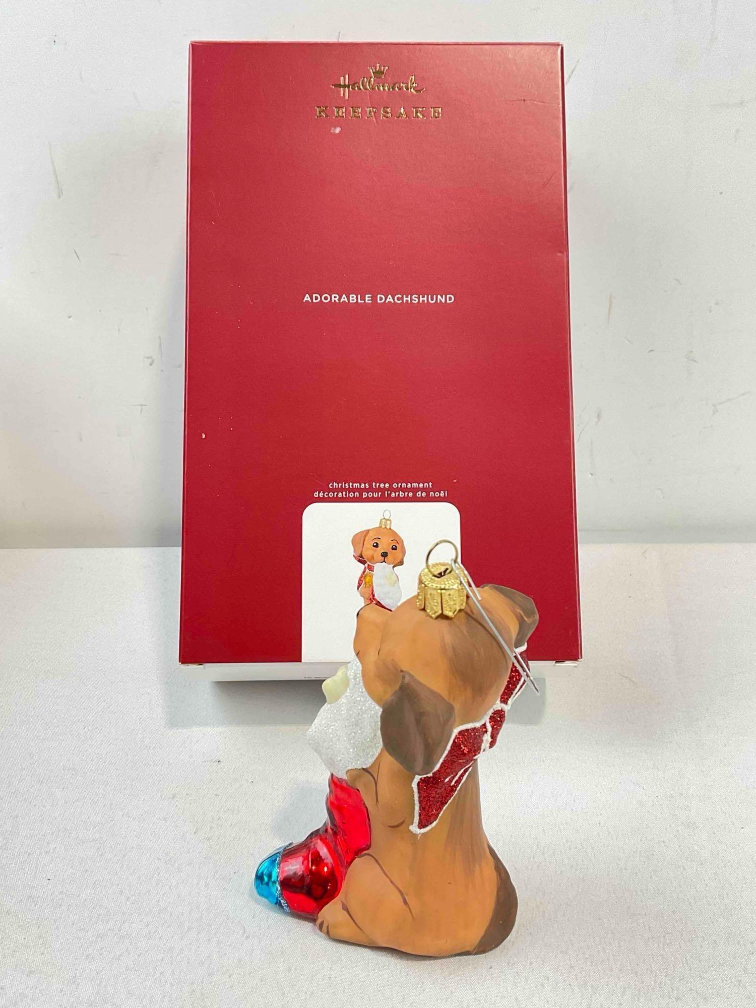 12 pcs Hallmark Keepsake Christmas Tree Ornaments in Original Boxes. See pics. - 7