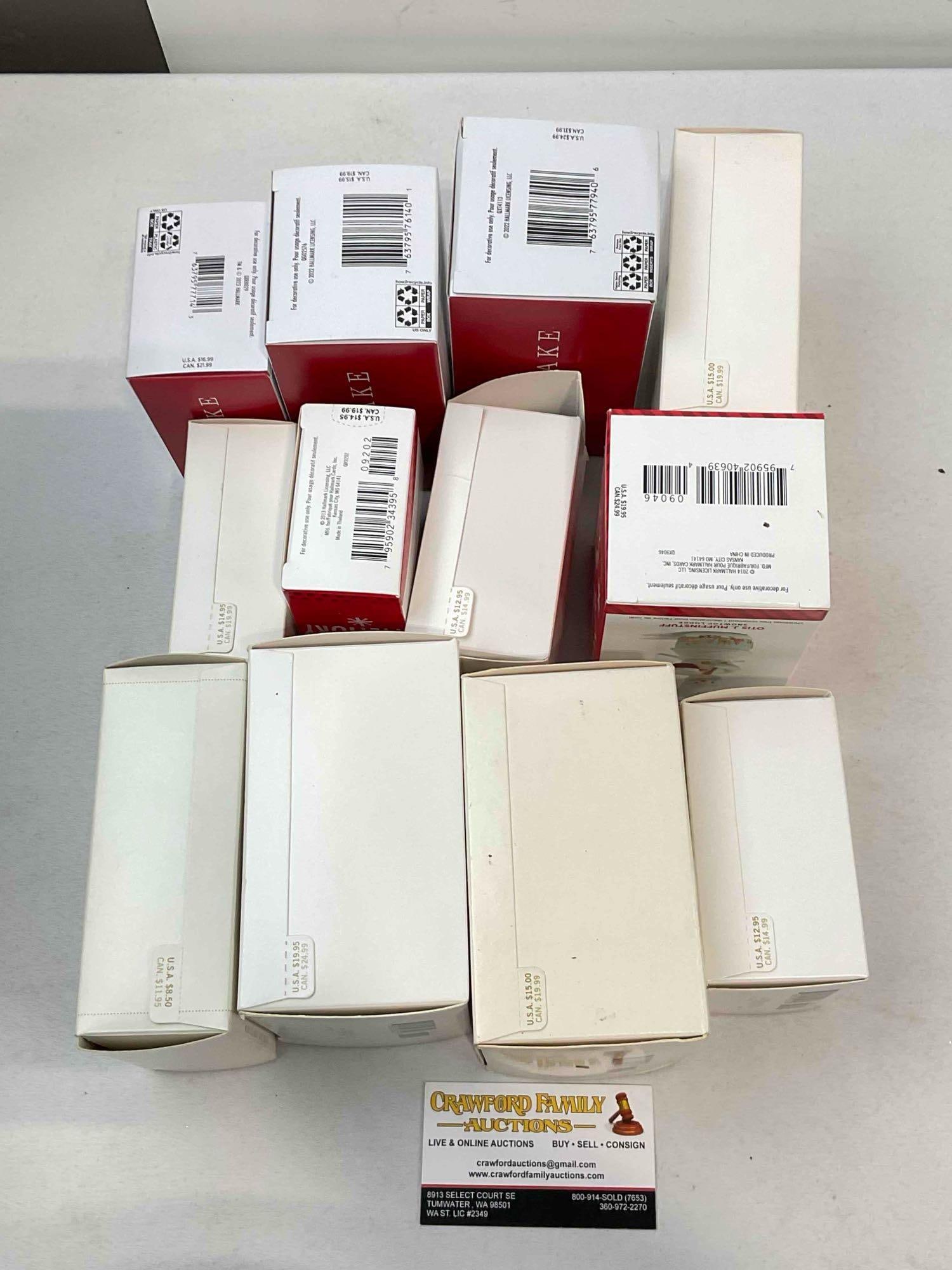 12 pcs Hallmark Keepsake Christmas Tree Ornaments in Original Boxes. See pics. - 5