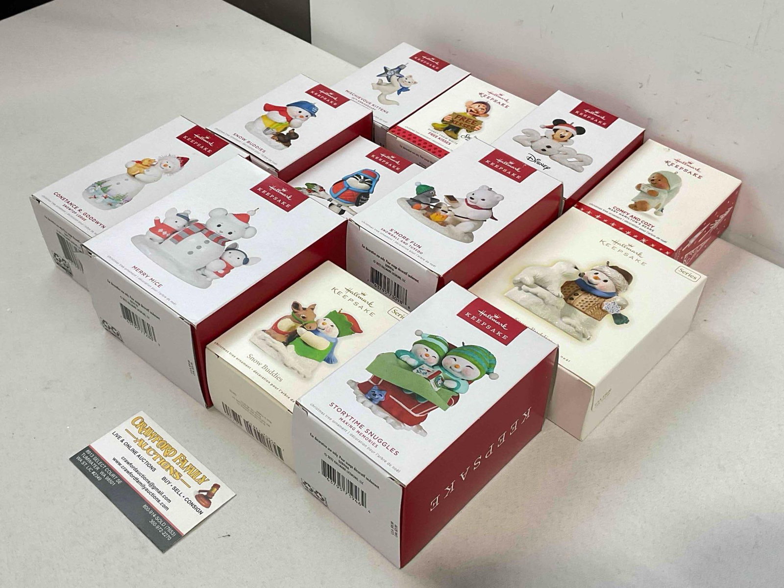12 pcs Hallmark Keepsake Christmas Tree Ornaments in Original Boxes, incl. Disney. See pics. - 7