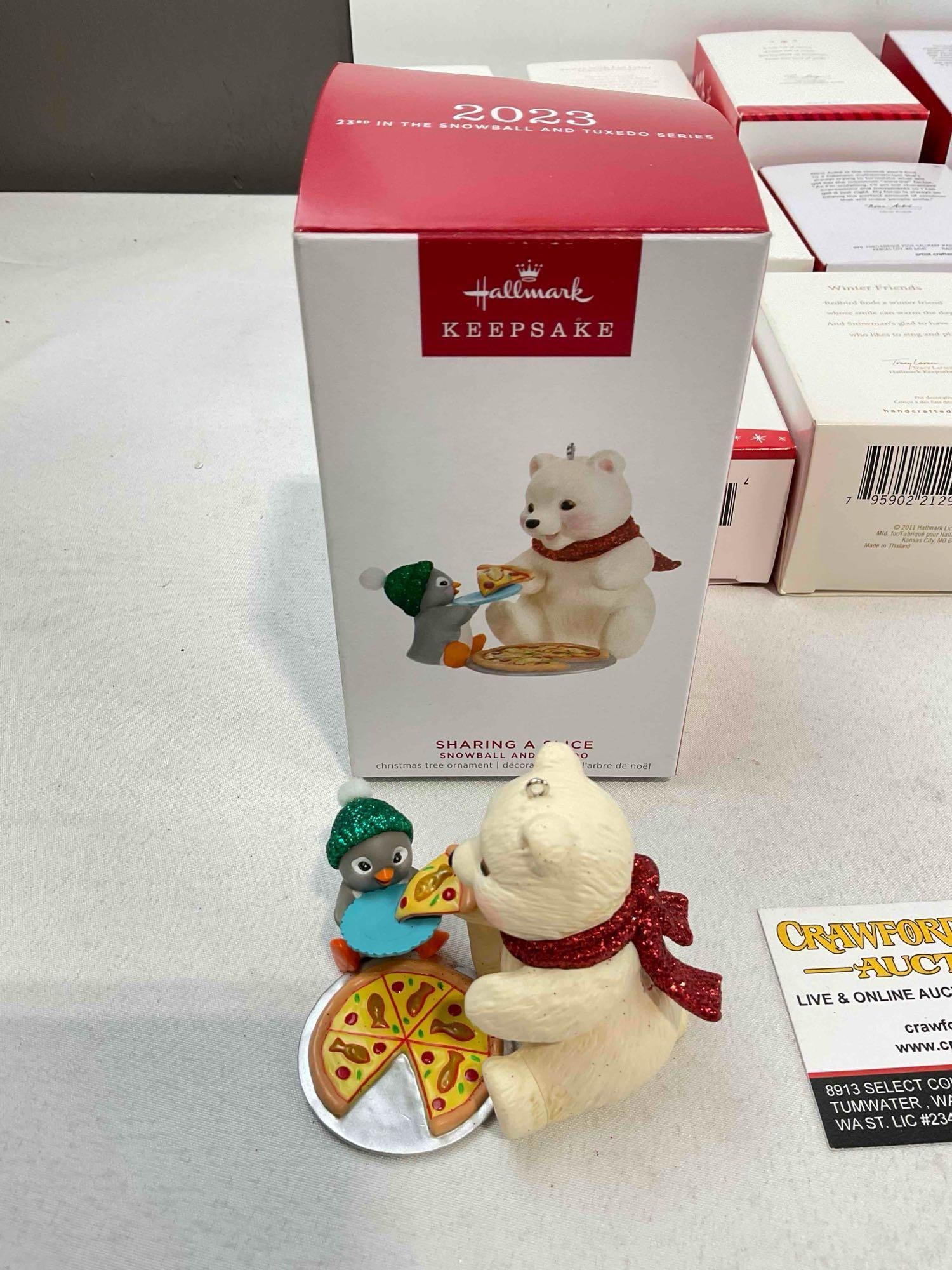 12 pcs Hallmark Keepsake Christmas Tree Ornaments in Original Boxes. See pics. - 6