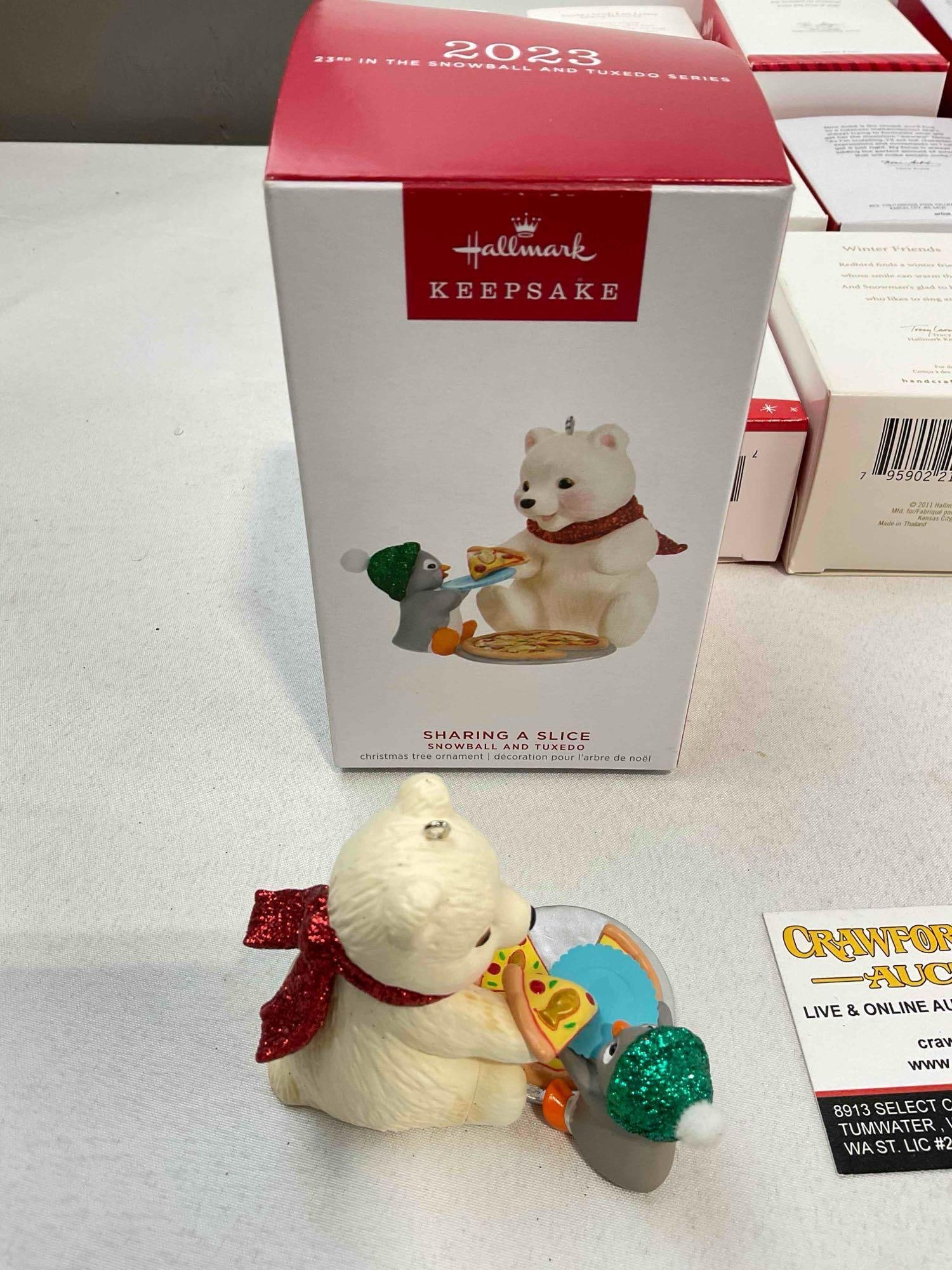 12 pcs Hallmark Keepsake Christmas Tree Ornaments in Original Boxes. See pics. - 7