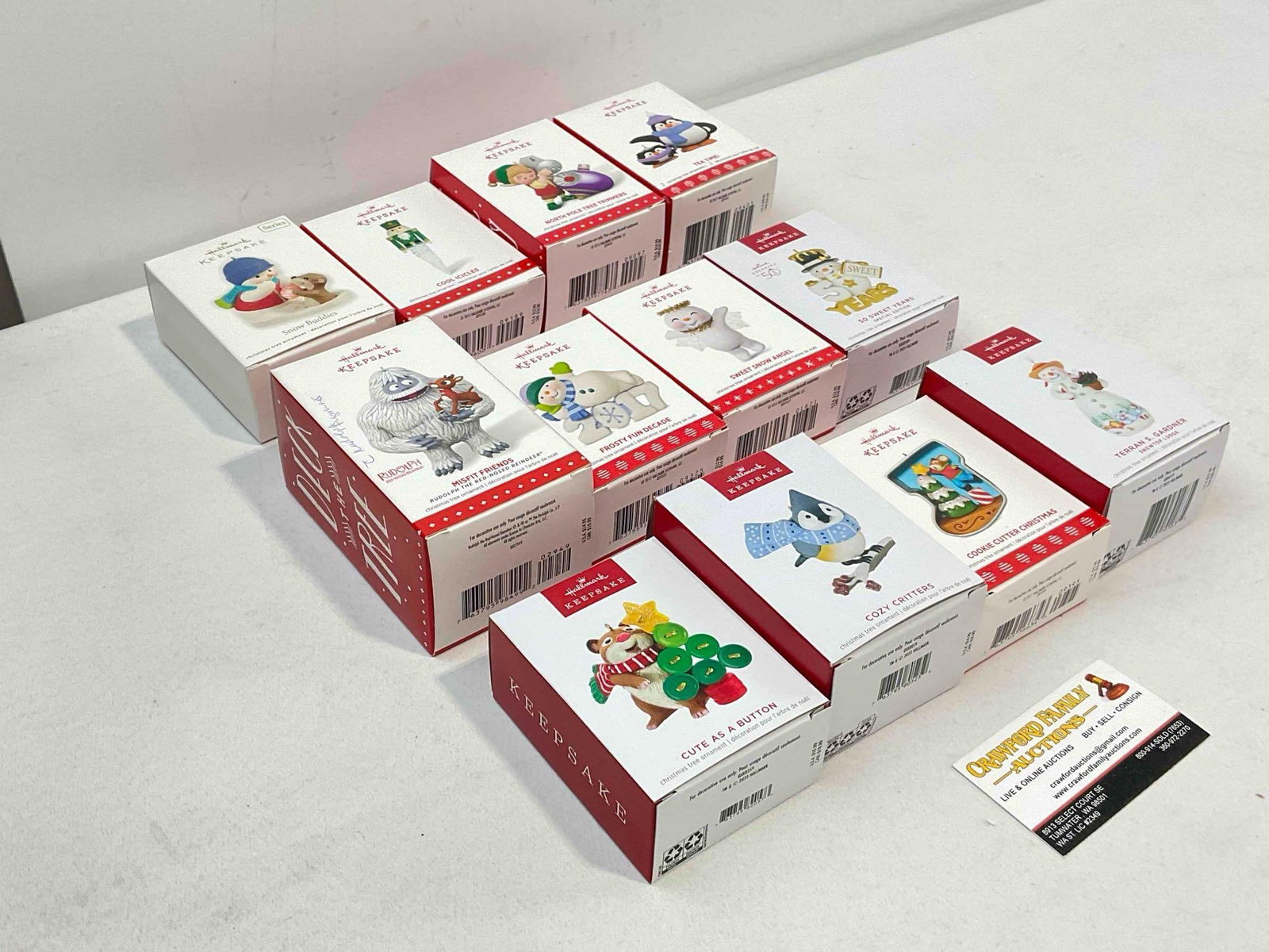 12 pcs Hallmark Keepsake Christmas Tree Ornaments in Original Boxes. See pics. - 3