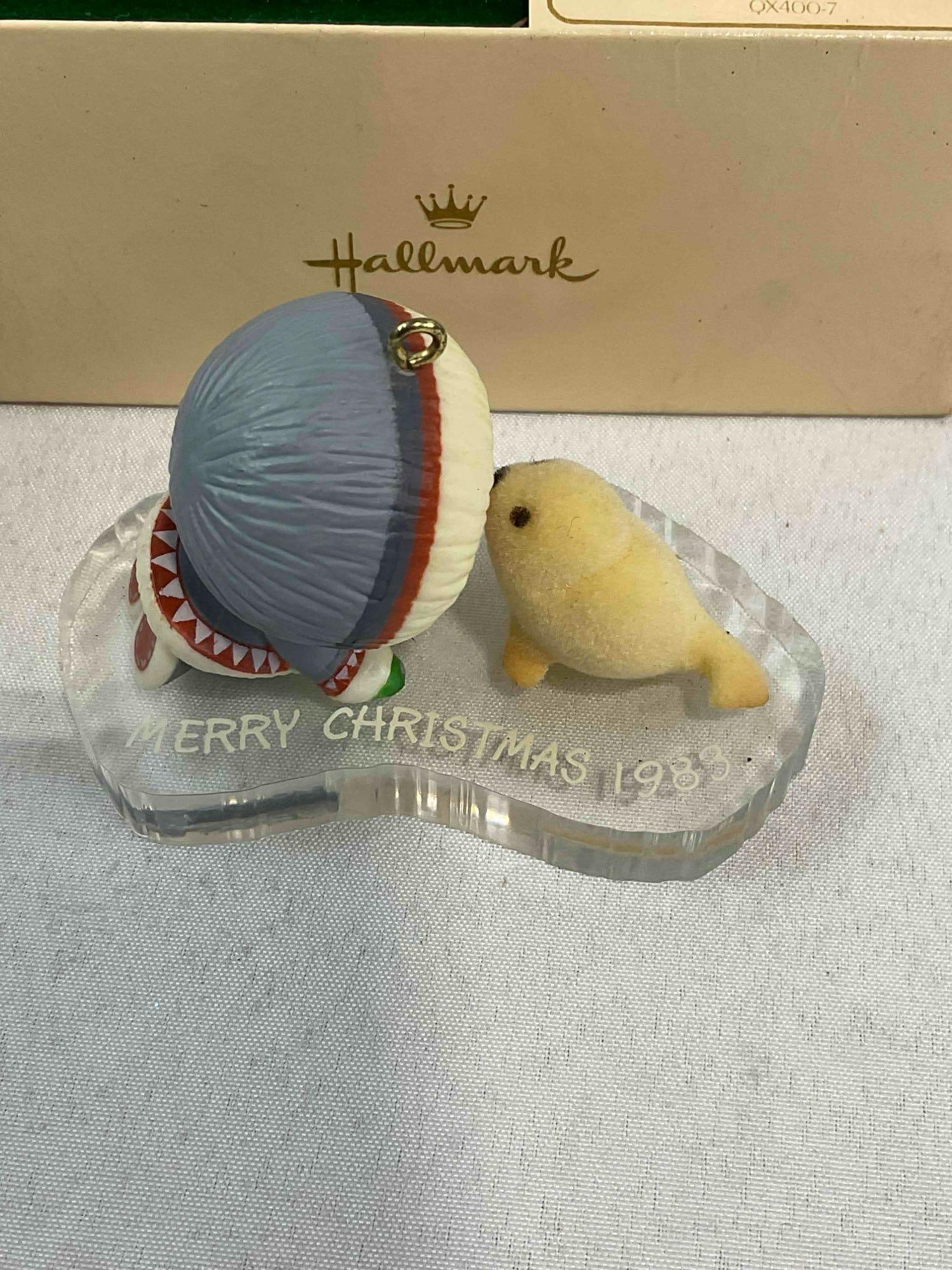 20 pcs Hallmark Keepsake Frosty Friends Christmas Tree Ornaments in Original Boxes. - 7