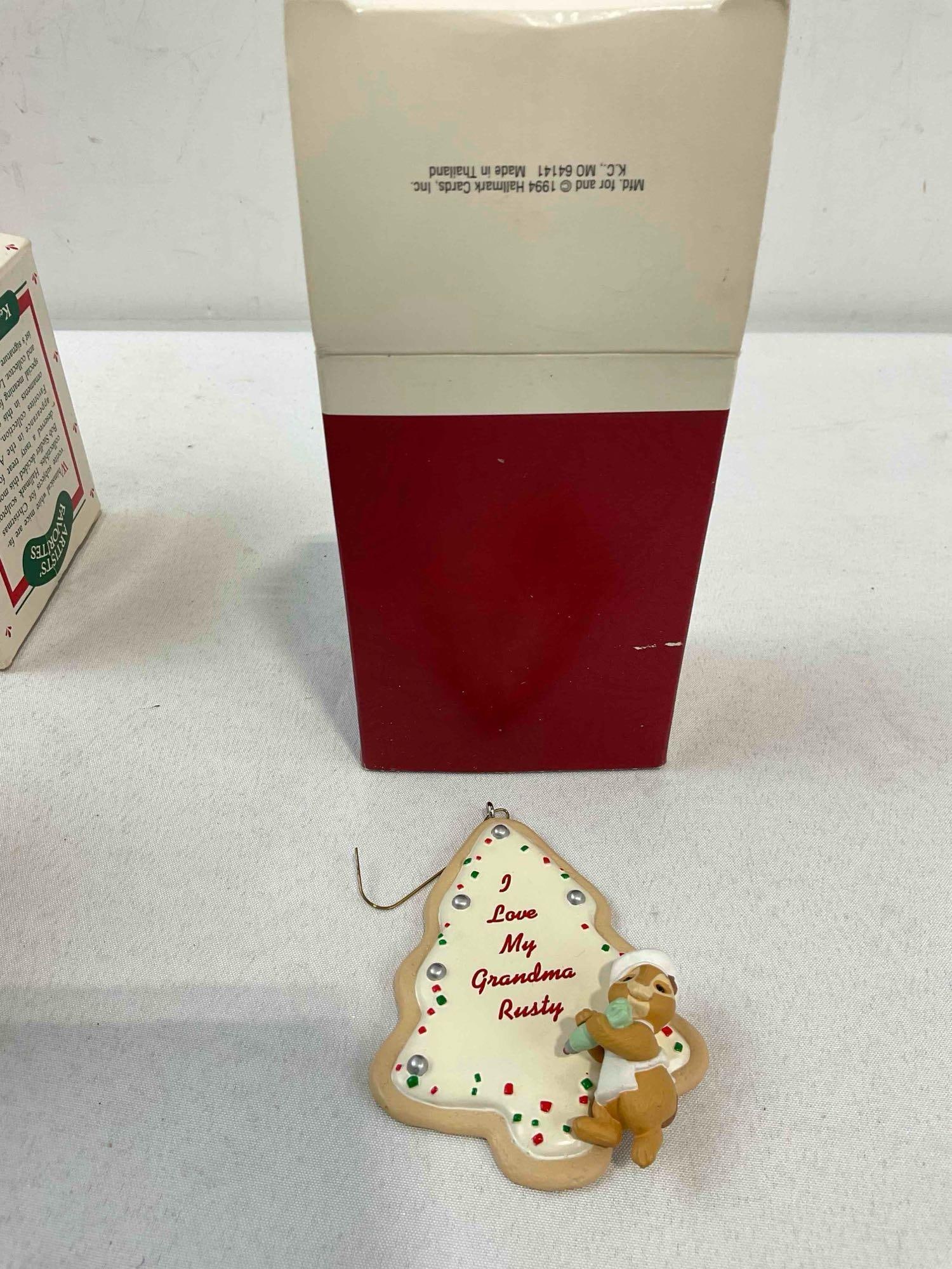 20 pcs Hallmark Keepsake Christmas Tree Ornaments w/ Original Boxes, Modern & Vintage. - 6