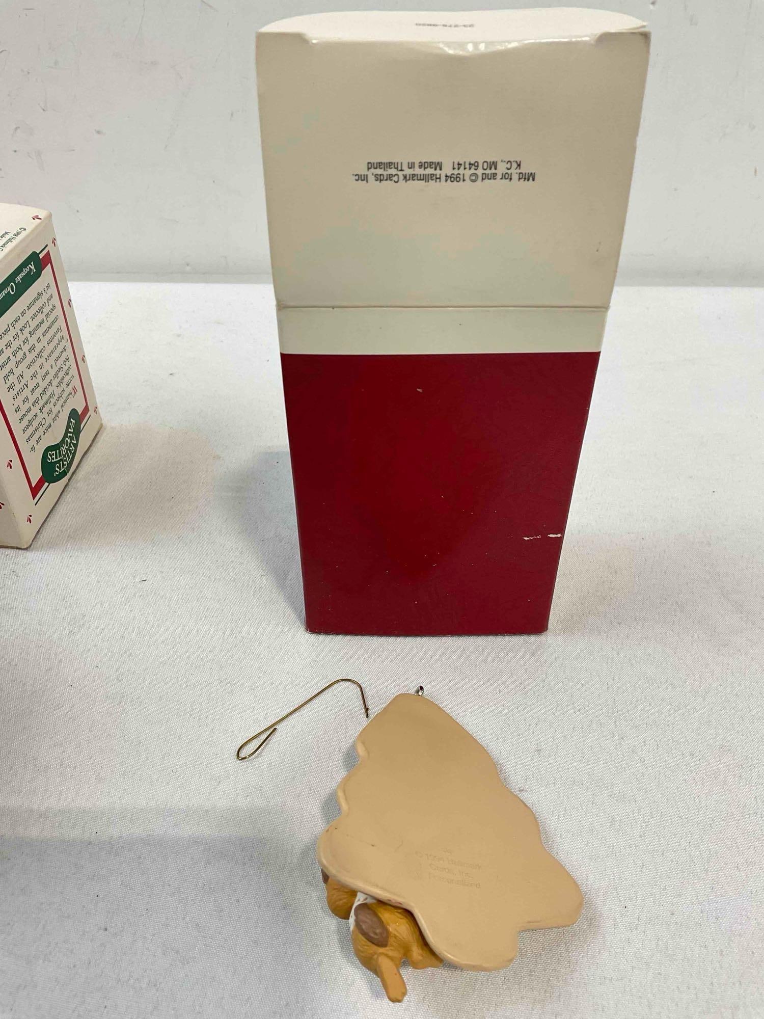20 pcs Hallmark Keepsake Christmas Tree Ornaments w/ Original Boxes, Modern & Vintage. - 7