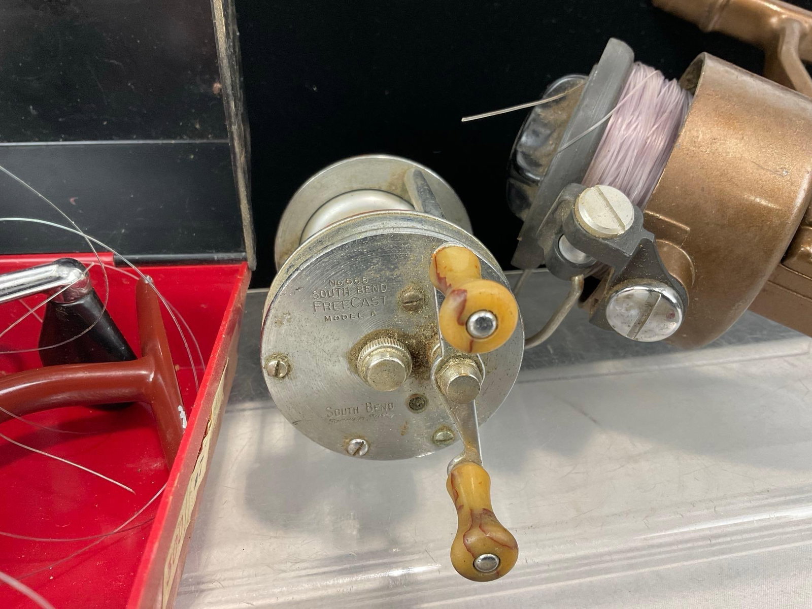 3 Reels, No.666 South Bend FreeCast A, Zebco XRL80, & Ted Williams 410 Spinning Fishing Reel w/case - 2