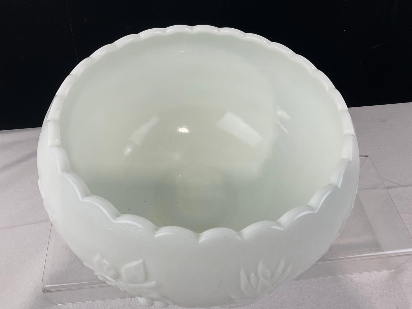 Vintage Westmoreland Punch Bowl, Milk Glass w/10 Matching Cups, 9x11x11 inches - 6