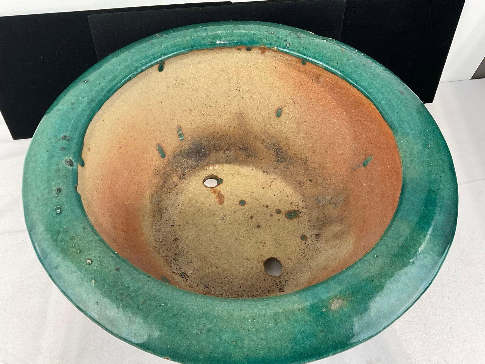 Large Chinese Terracotta Decorative Planter, Teal & Earthy Ochre, w/Red Lion & Flower design - 2