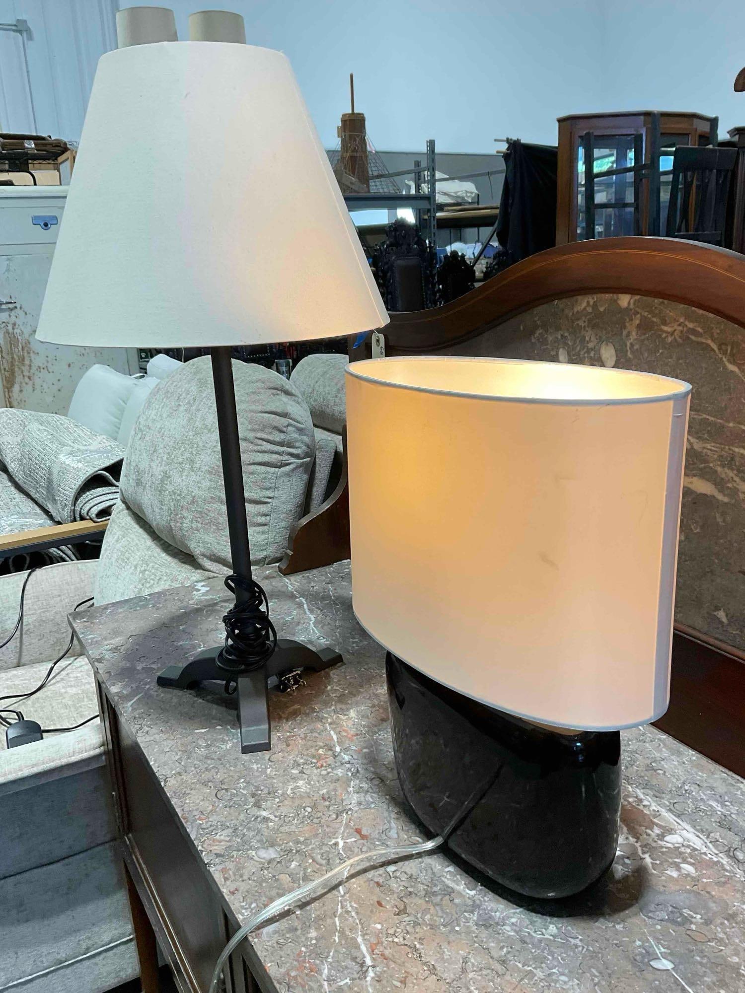 2 pcs Modern Table Lamps w/ Black Metal/Ceramic Bases & Cream Fabric Shades. Tested, Work. - 2