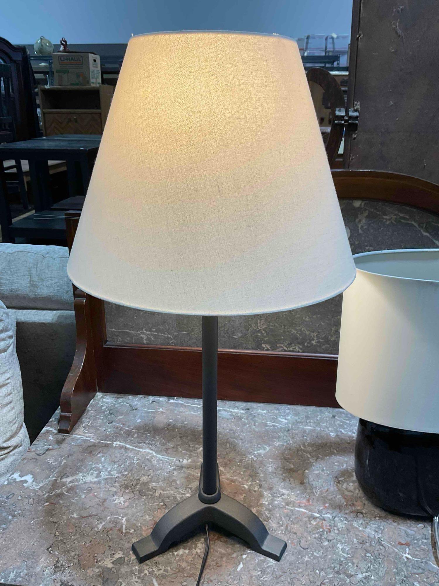 2 pcs Modern Table Lamps w/ Black Metal/Ceramic Bases & Cream Fabric Shades. Tested, Work. - 5
