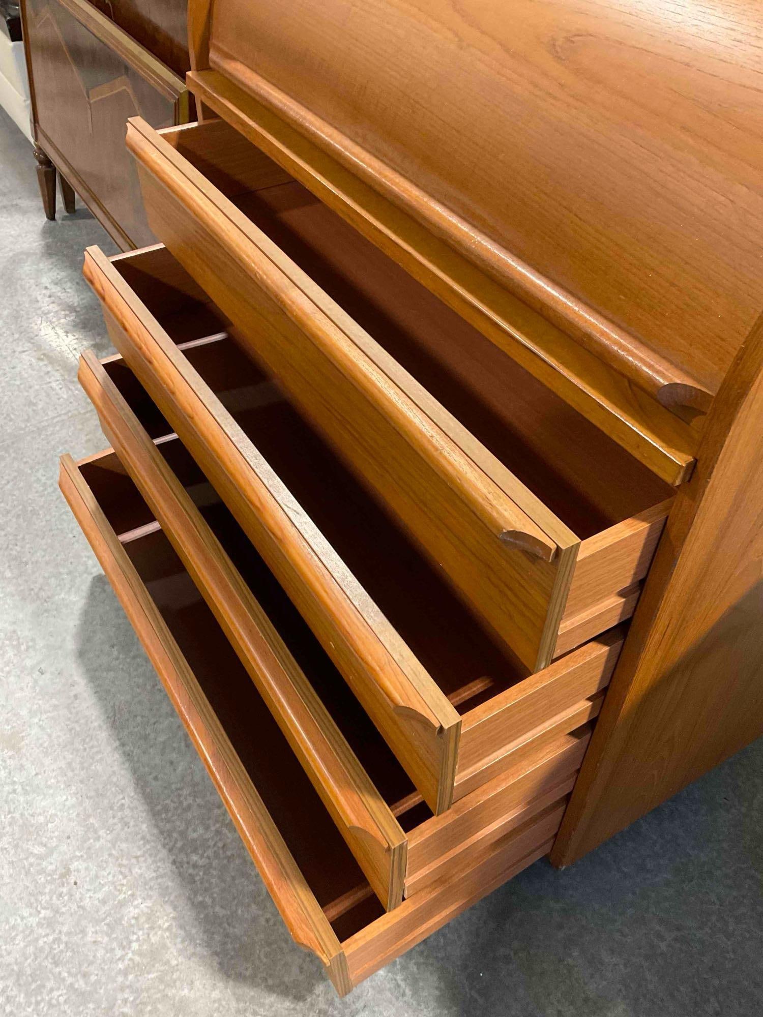 Vintage Mid Century Modern Teak C Roll Top Secretary Desk w/ 6 Drawers & Pull Out Tray. - 8