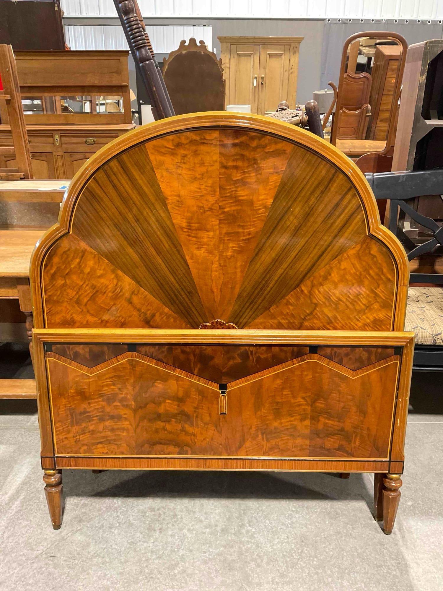 Antique Sligh Art Deco Walnut Twin Bed Frame w/ Inlaid Burl Wood Sunburst Pattern. See pics. (1 of 8)