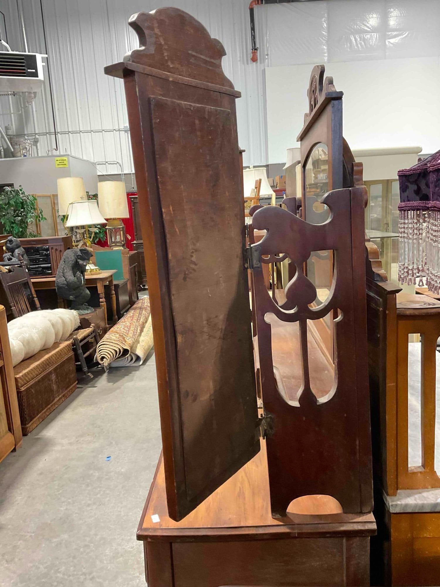 Antique C. 1900 Edwardian Satin Walnut Wood Vanity Dresser w/ Fold Open Triple Mirror. See pics. - 10