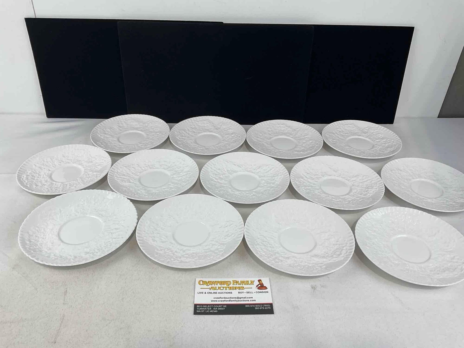 Spode China Savoy White Pattern, Cabbage Leaf design, 13 cups & 13 saucers - 5