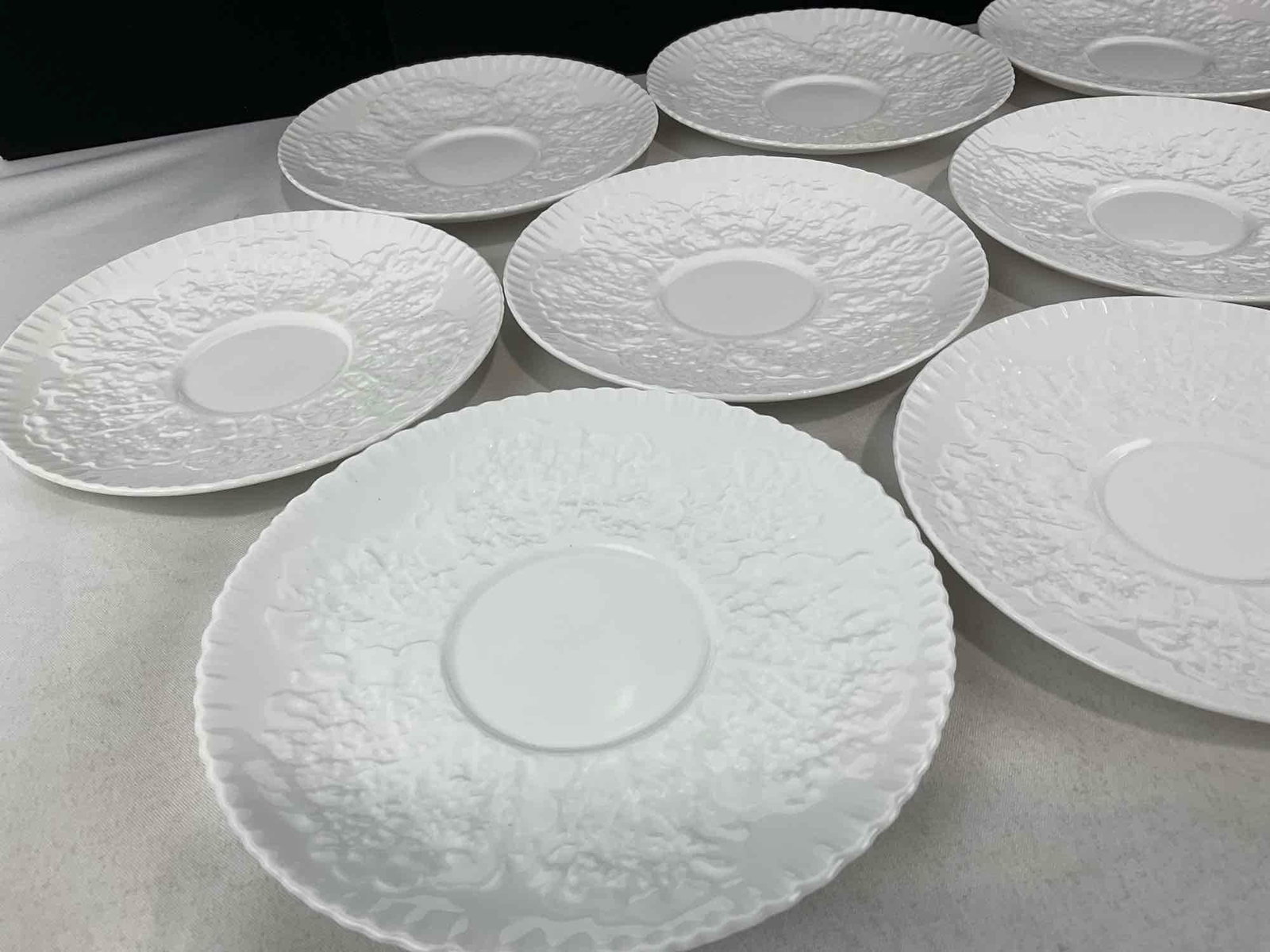 Spode China Savoy White Pattern, Cabbage Leaf design, 13 cups & 13 saucers - 6