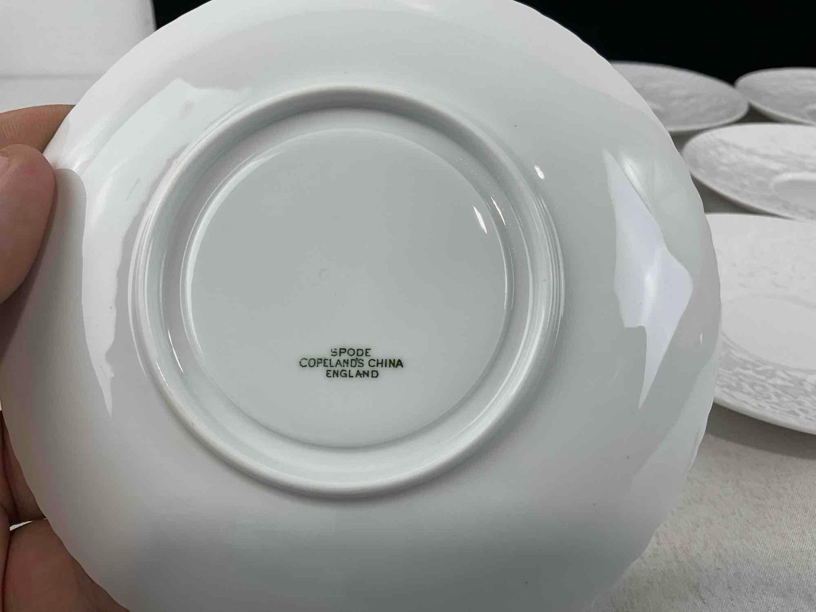 Spode China Savoy White Pattern, Cabbage Leaf design, 13 cups & 13 saucers - 8