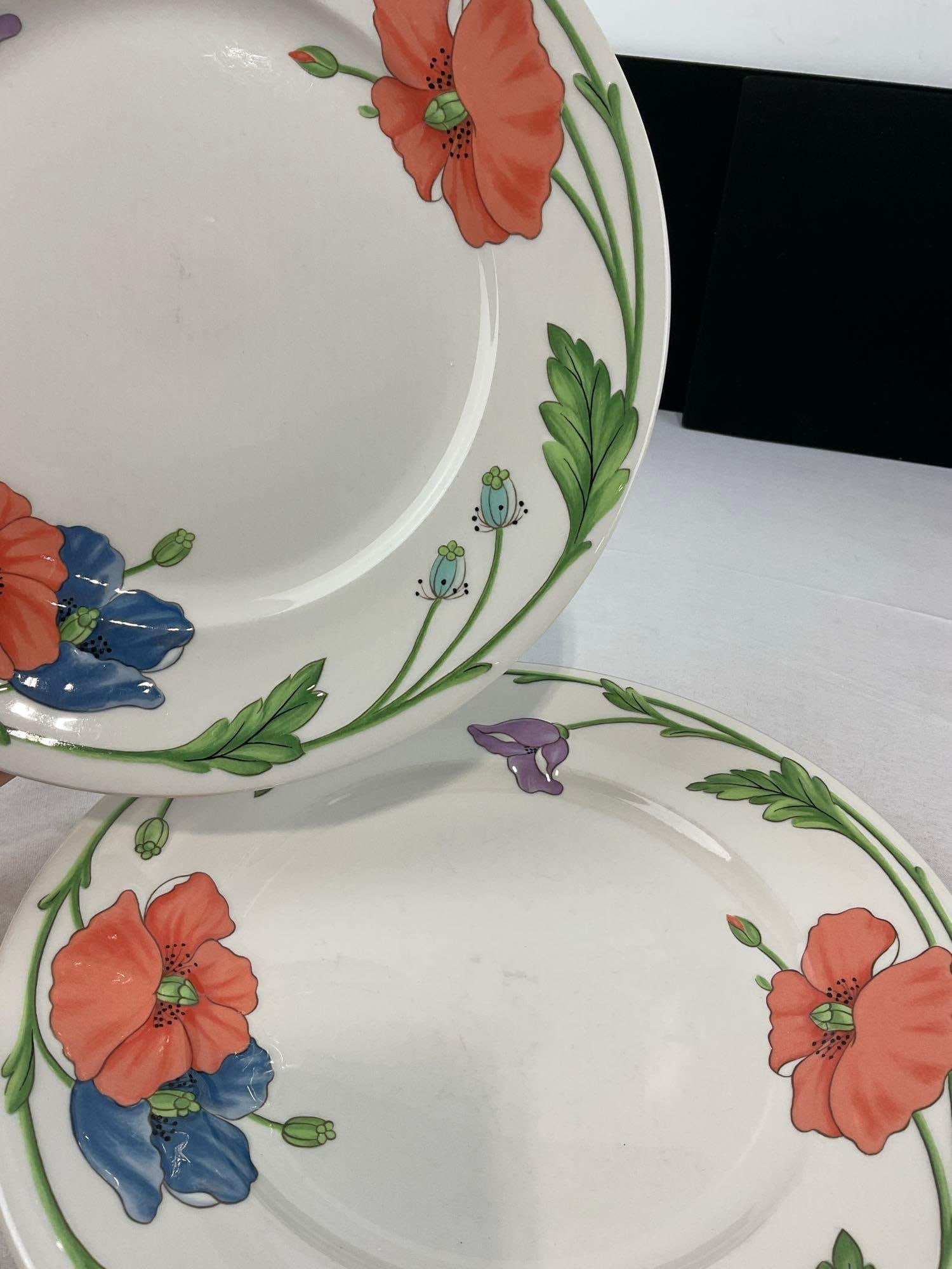 Villeroy & Boch China Amapola pattern, 12 Dinner & 12 Lunch Plates, Floral design - 4