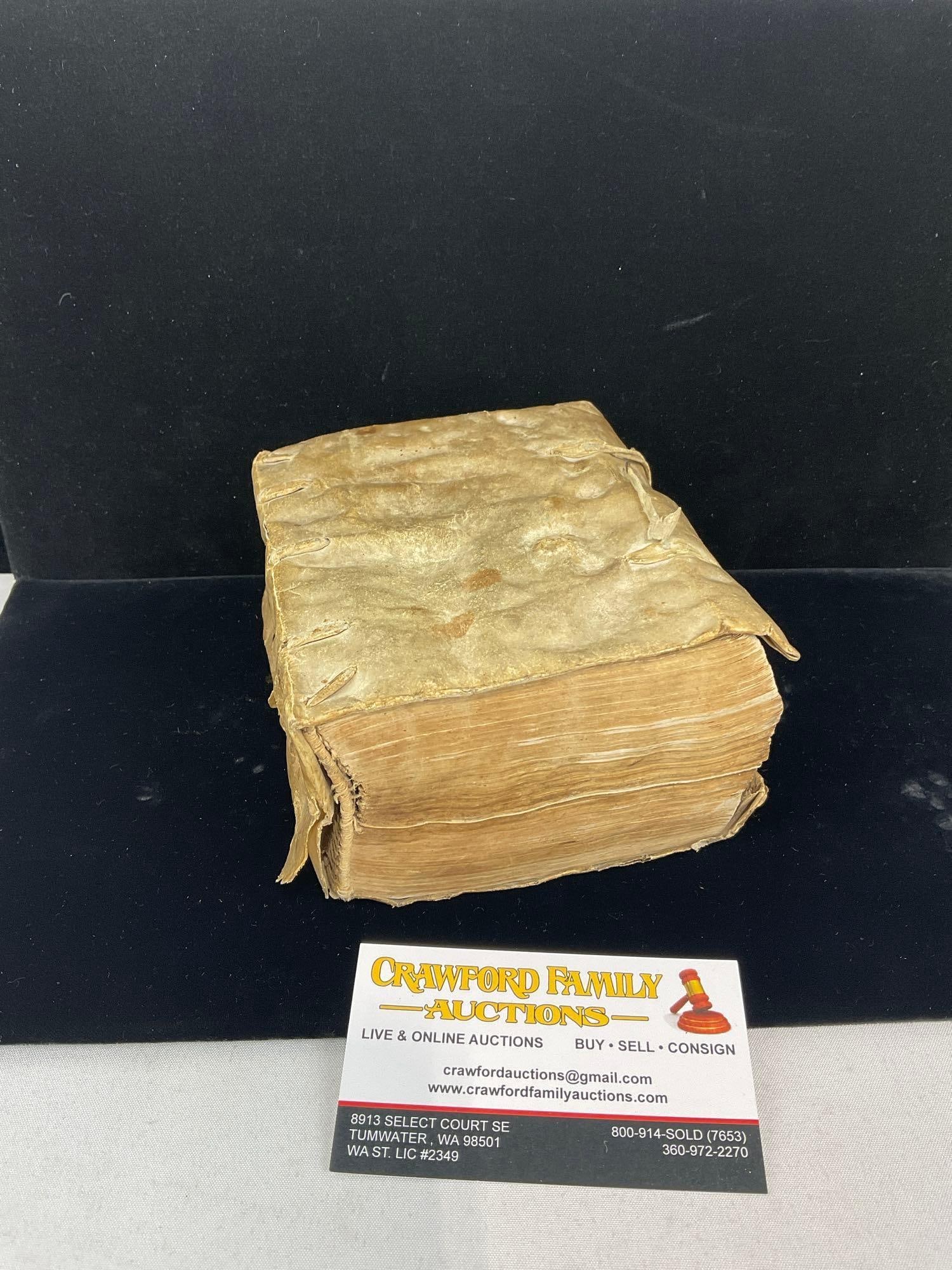 Early 16th Century Vellum Bound Book titled Opus Aureum by Antonius de Gislandis, by Jehan Petit: Shows Gothic blackletter typography, the printers mark indicative of Early 16th Century, one of the most prolific sellers of books in Paris from around 1493-1530, this one appears to be from 1510 or
