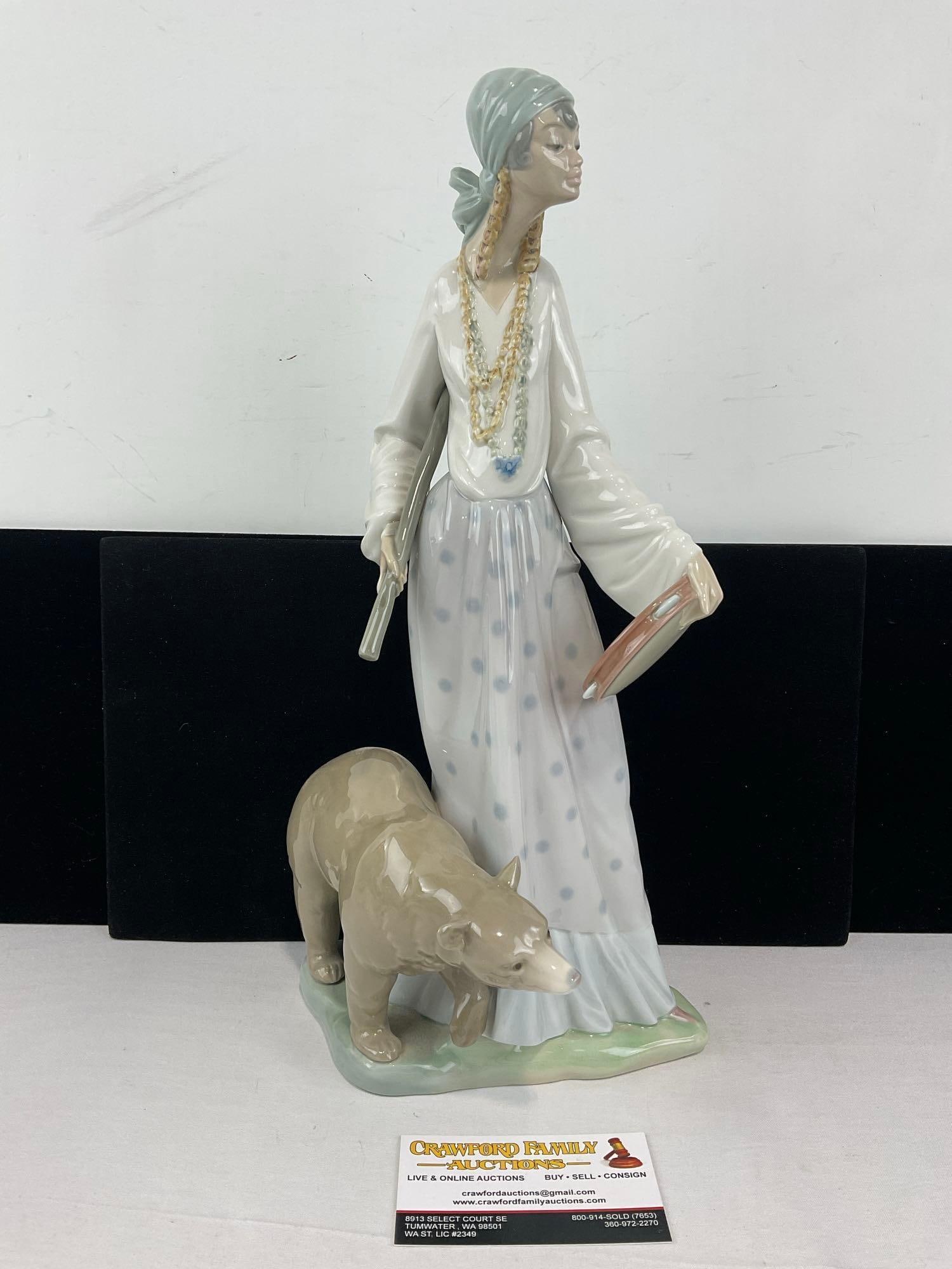 Vintage LLADRO Glazed Porcelain Gypsy Woman w/Bear model #4919, 16h x 8w x 7d in by Salvador Debon: See pics for condition. Measures approx 16h x 8w x 7d inches. E-6620