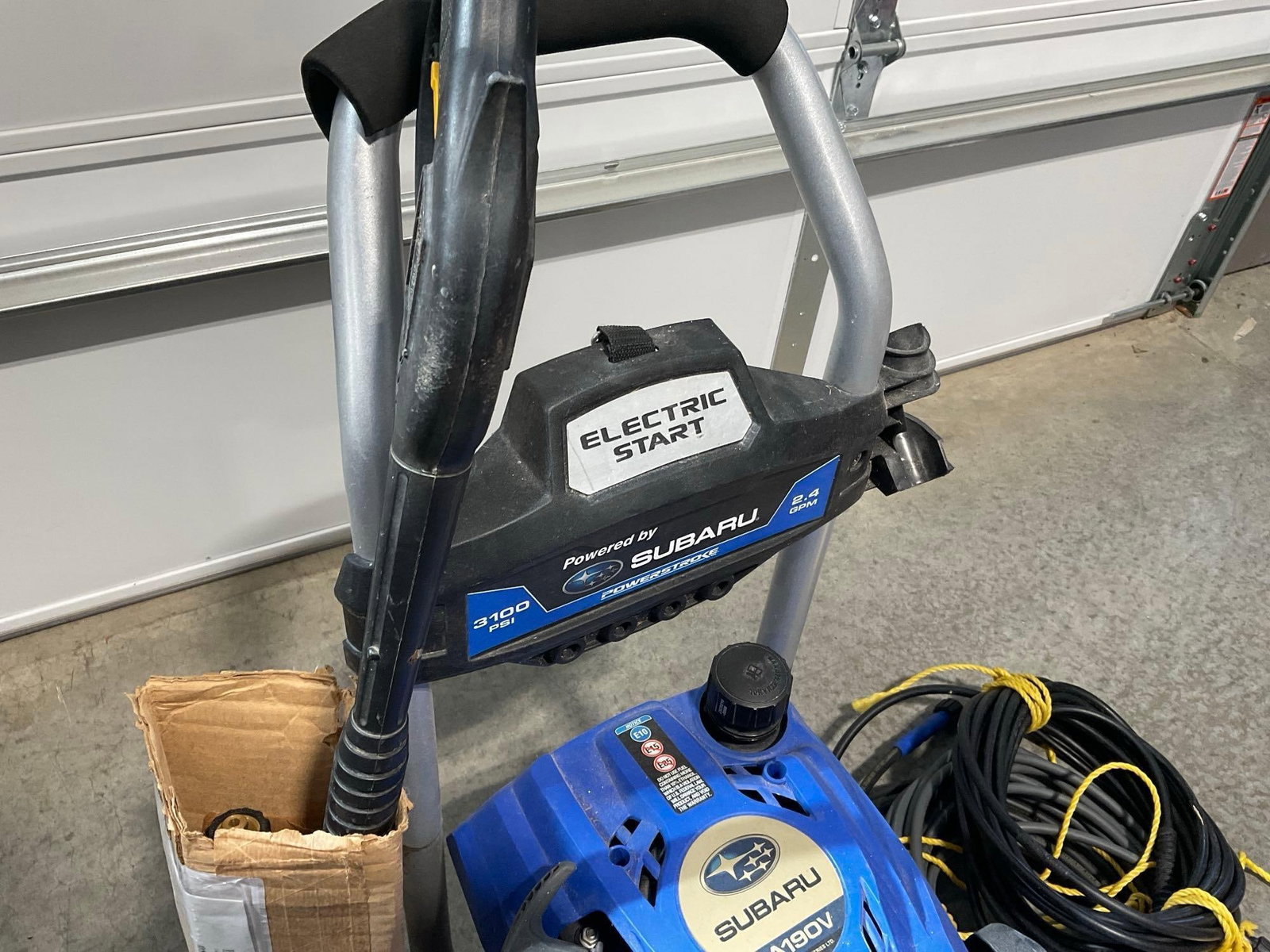 Subaru EA190V Air Compressor 3100 PSI w/16 in Car Pressure Washer, Hoses & Sprayer - 4
