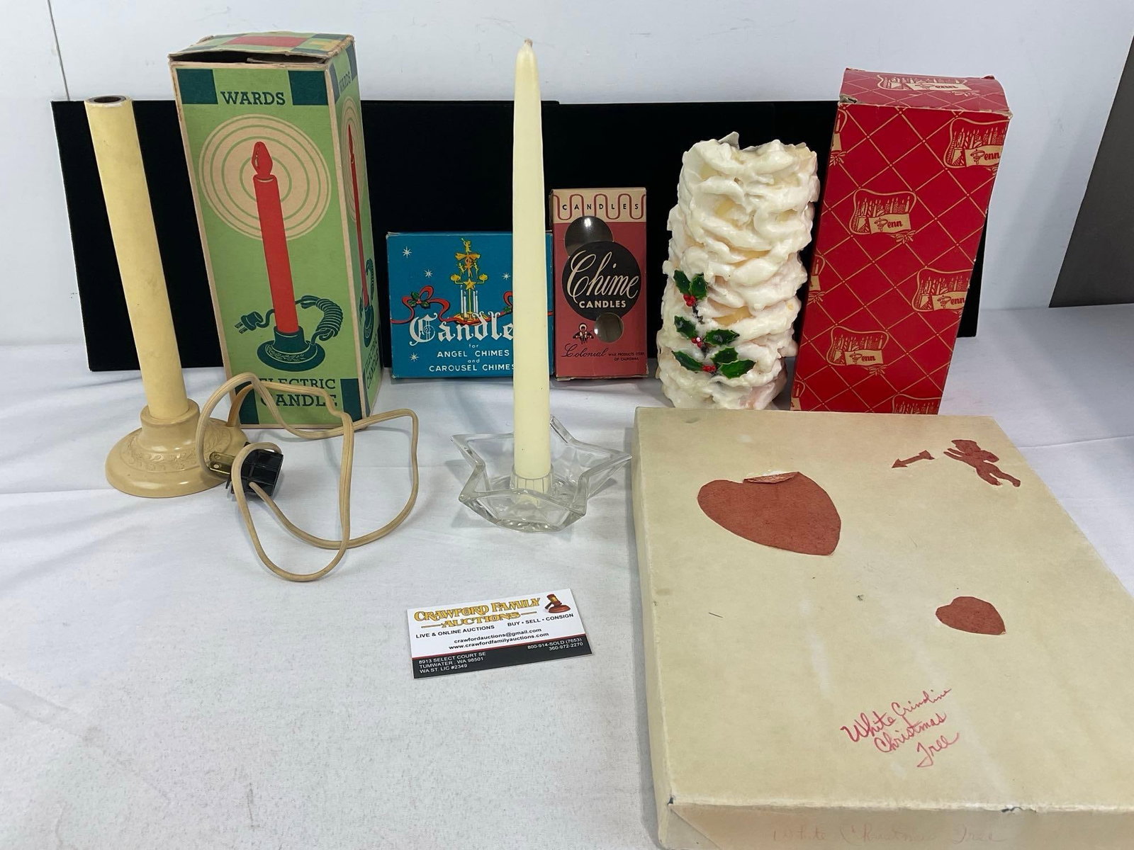 Wards Electric Candle, 2x Wax Candles, Large Penn Centerpiece Candle, w/boxes: See pics for condition. Measures approx 6h x 13w x 10d inches. E-6160