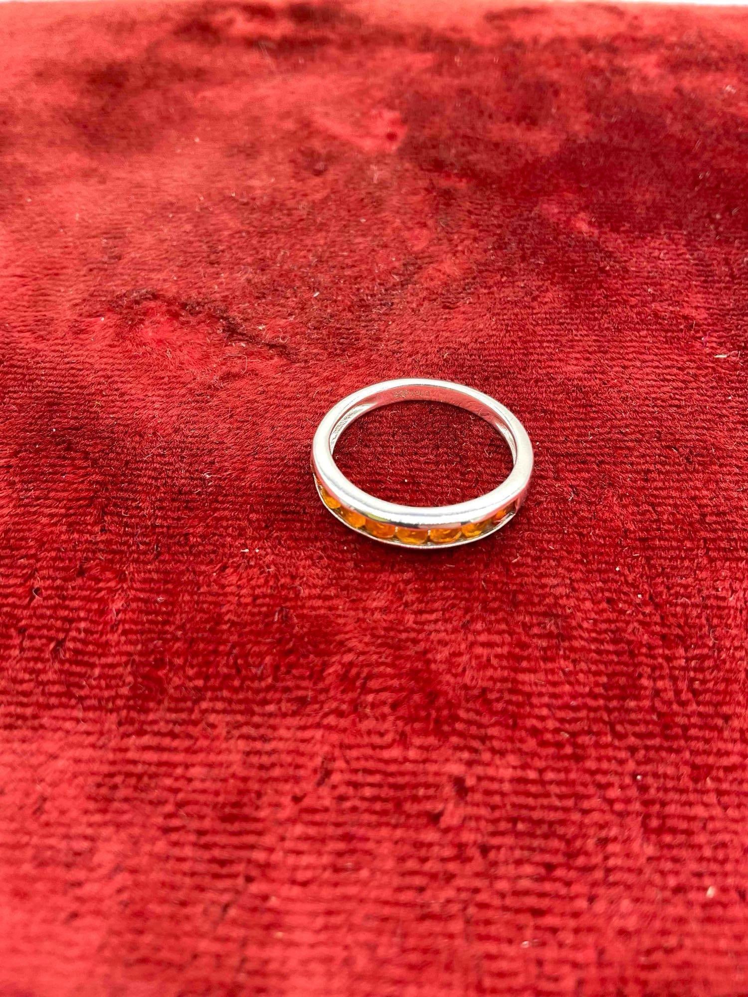 High end jeweler D'Joy Sterling silver women's ring featuring Mexican Orange Fire opals sz - 3