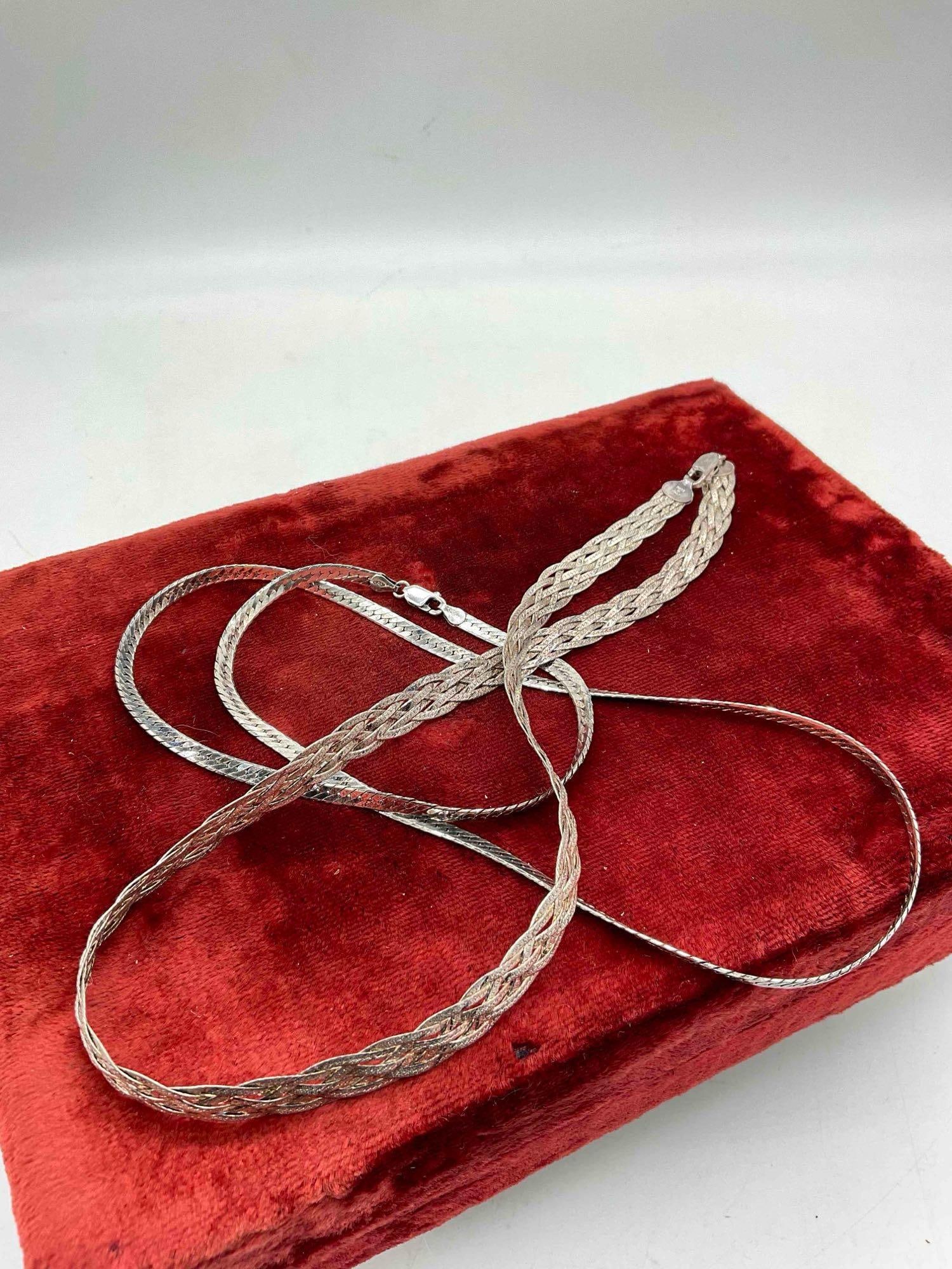 2x sterling silver Herringbone necklaces made in Italy Approx 22" & 18": c-6620 31.01 grams 