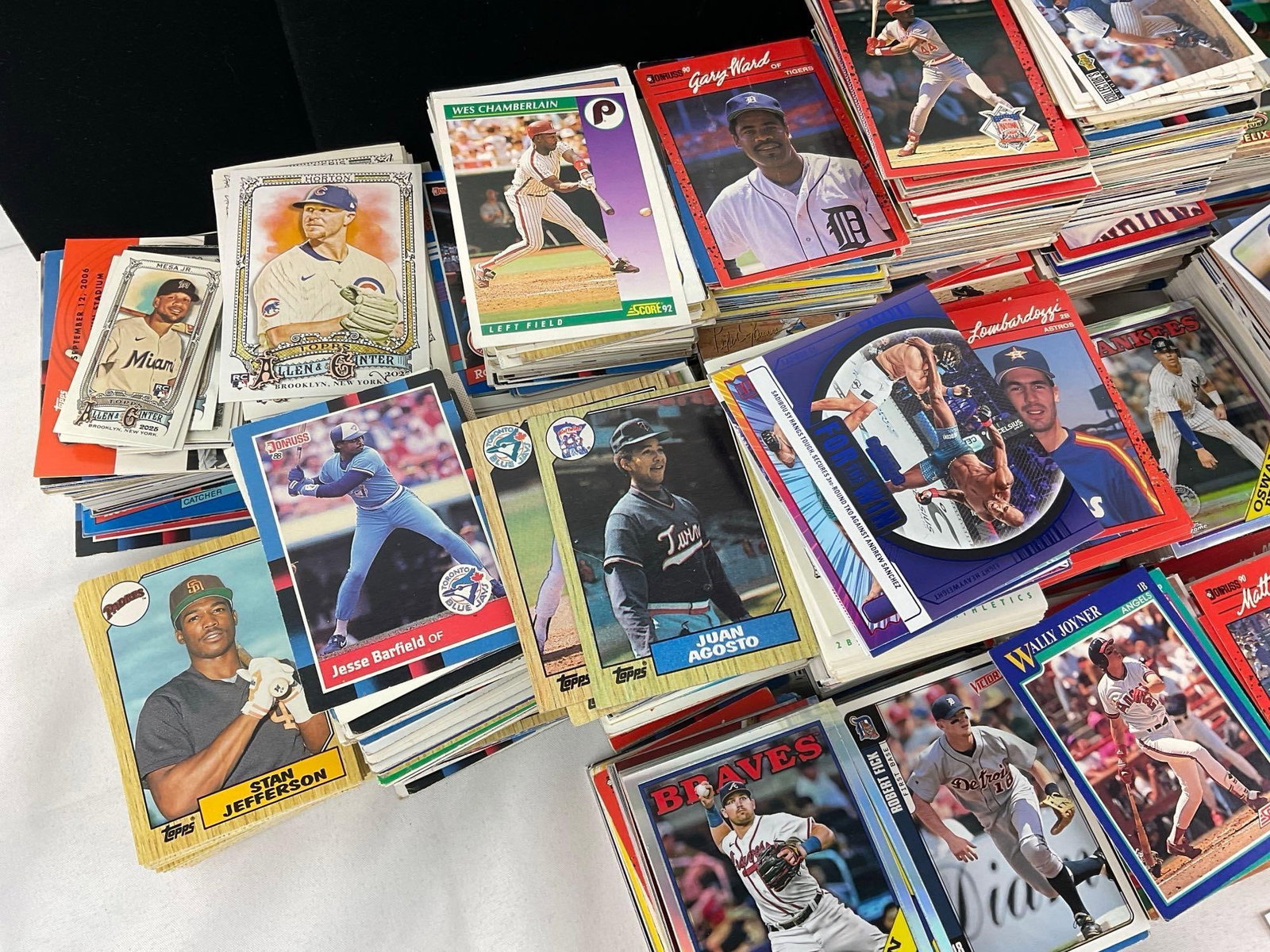Approx 5000+ 90s Baseball Cards, Topps, Score, Donruss, & more - 2