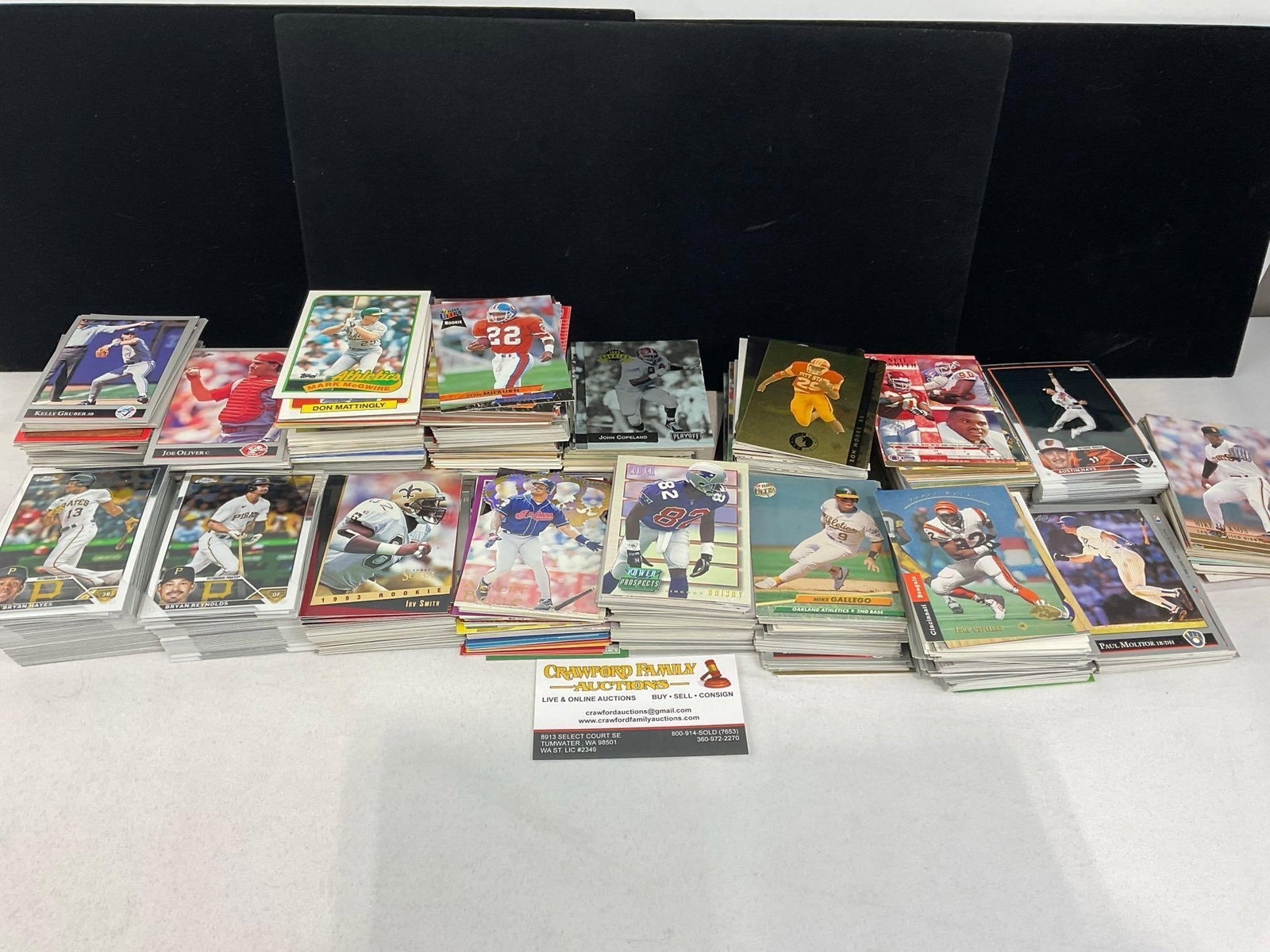 Assortment of Baseball & Football Cards, Fleer, Score, Topps Chrome, & more, 1000+ pcs: See pics for condition. Measures approx 6h x 10w x 8d inches. E-5570