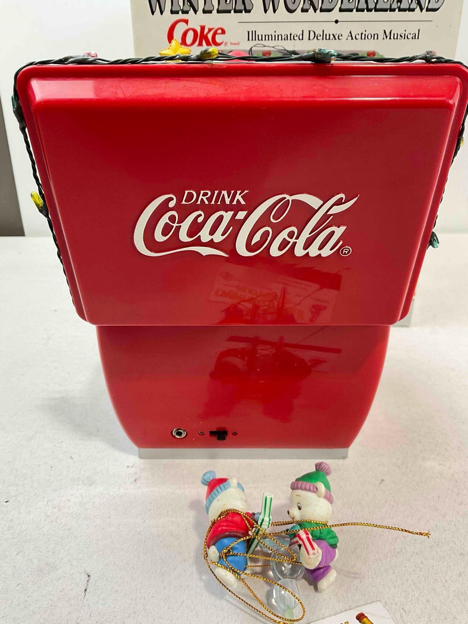 Vintage ENESCO Coca Cola Winter Wonderland Deluxe Illuminated Action Musical Decor. - 5