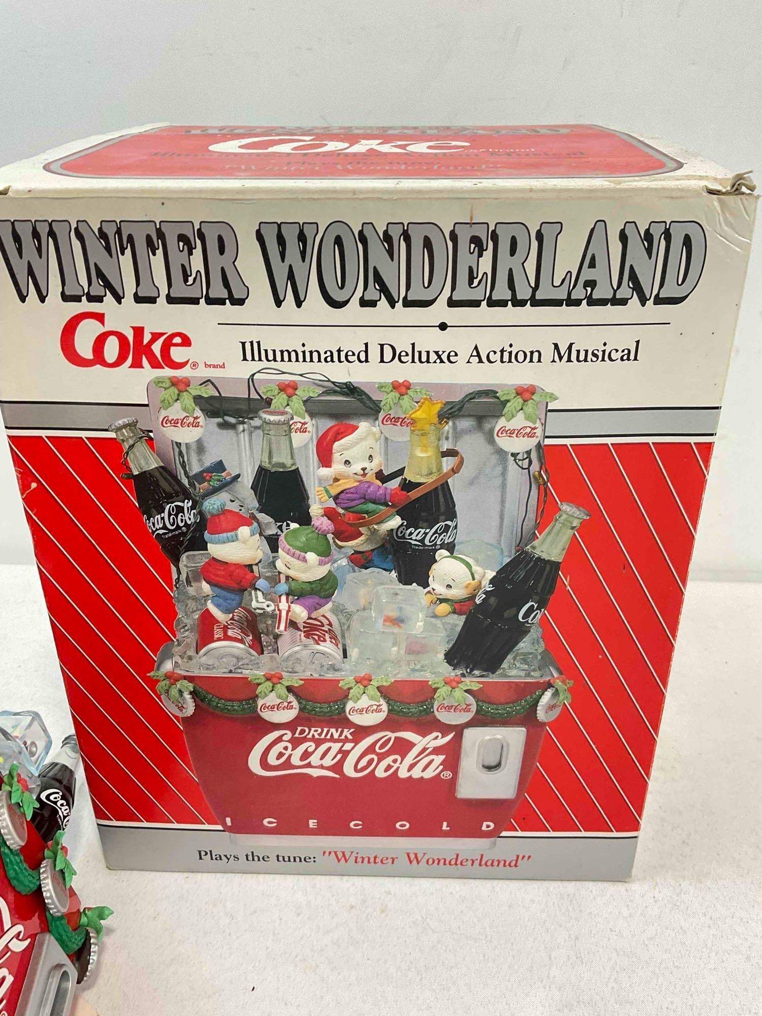 Vintage ENESCO Coca Cola Winter Wonderland Deluxe Illuminated Action Musical Decor. - 7