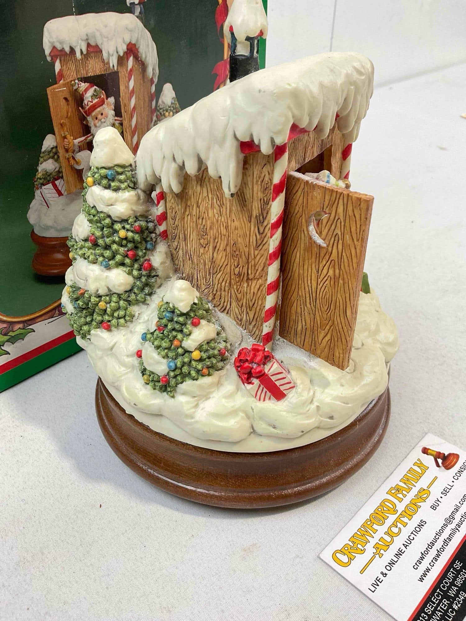 Vintage ENESCO The North Pole Village Composite Music Box in Original Box. See pics. - 2